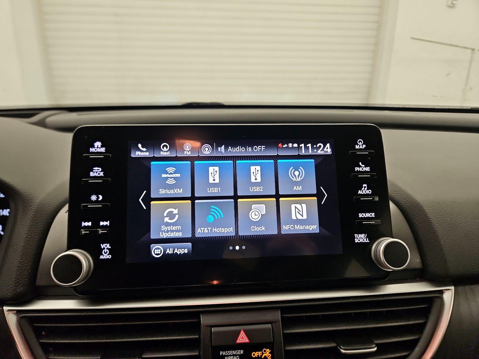 2018 Honda Accord Touring - Photo 16