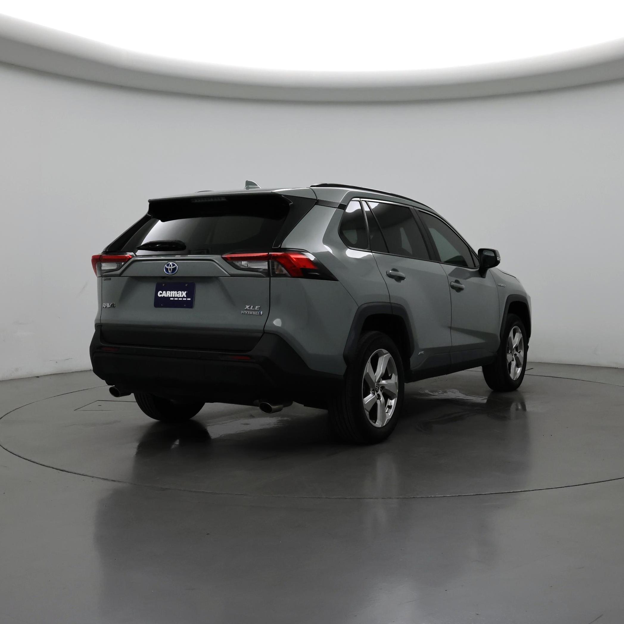 Thumbnail: 2021 Toyota RAV4 - 8