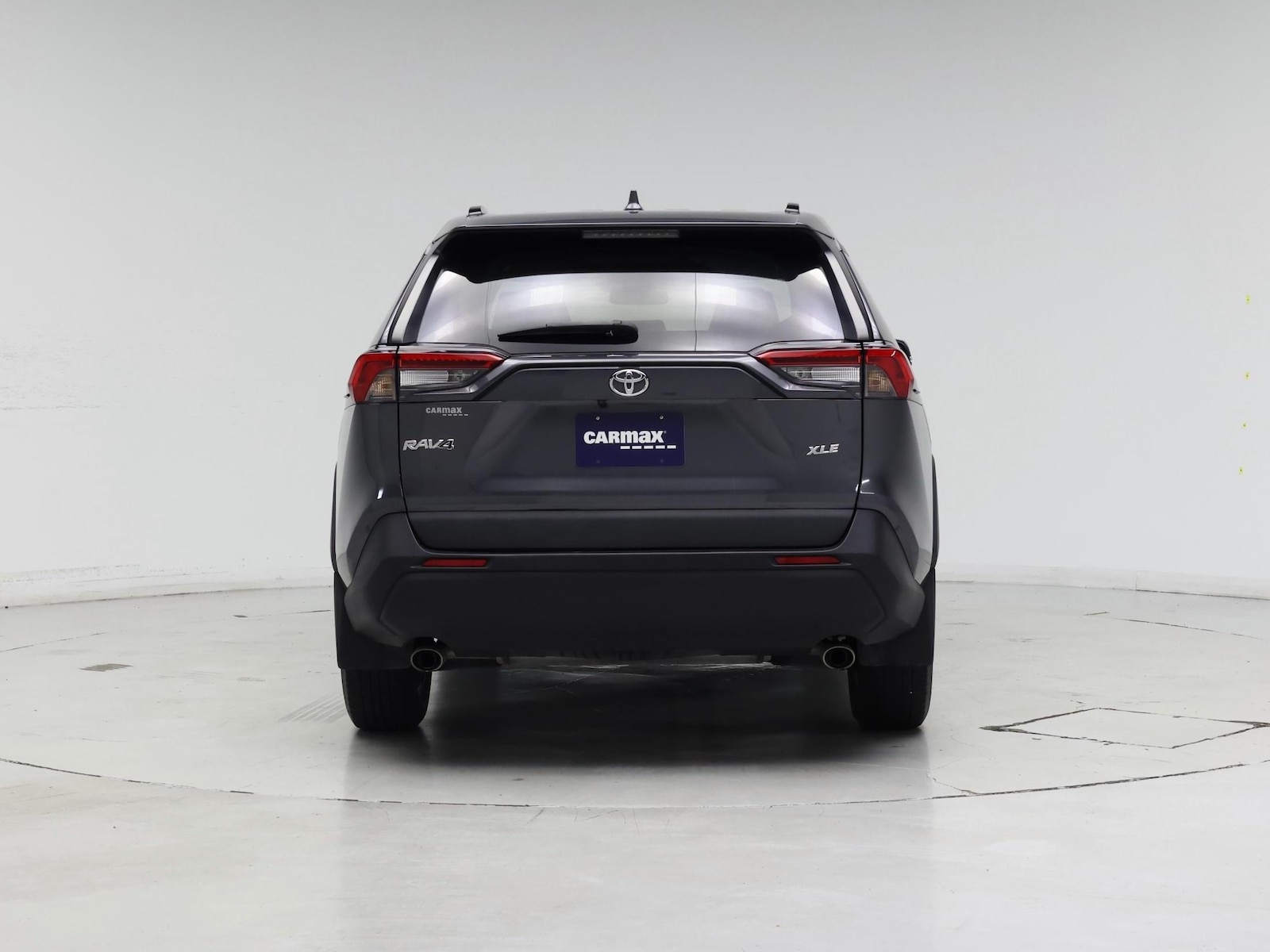 2024 Toyota RAV4 XLE - Photo 7