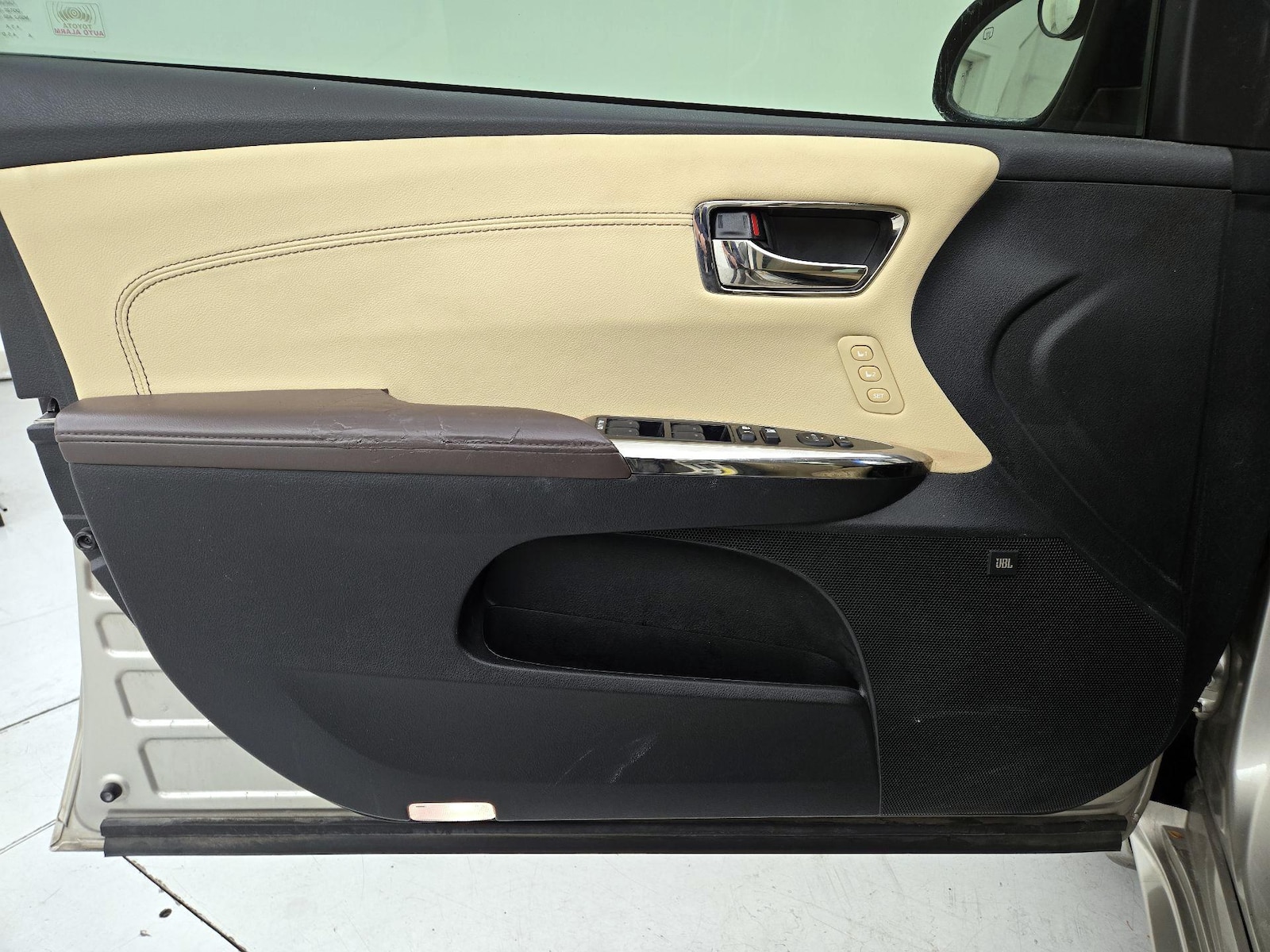 2015 Toyota Avalon Limited - Photo 13