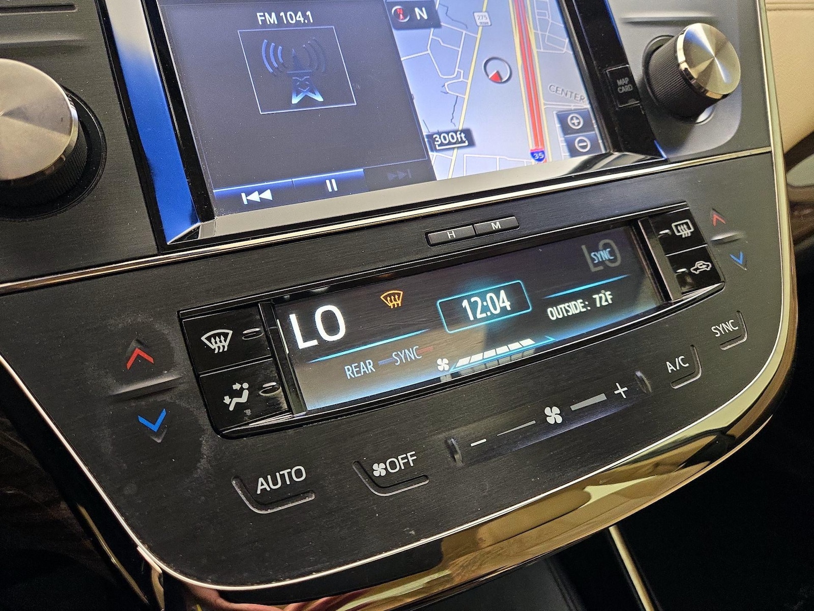 2015 Toyota Avalon Limited - Photo 17