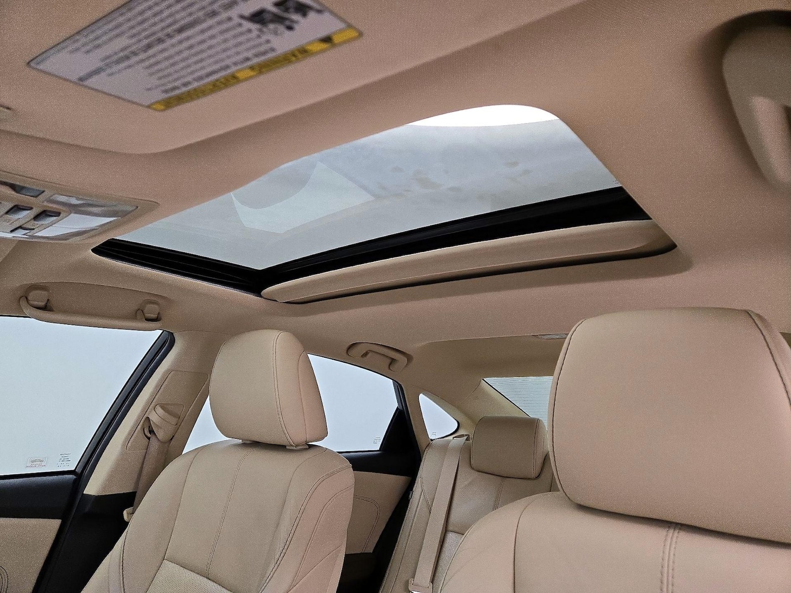 2015 Toyota Avalon Limited - Photo 20