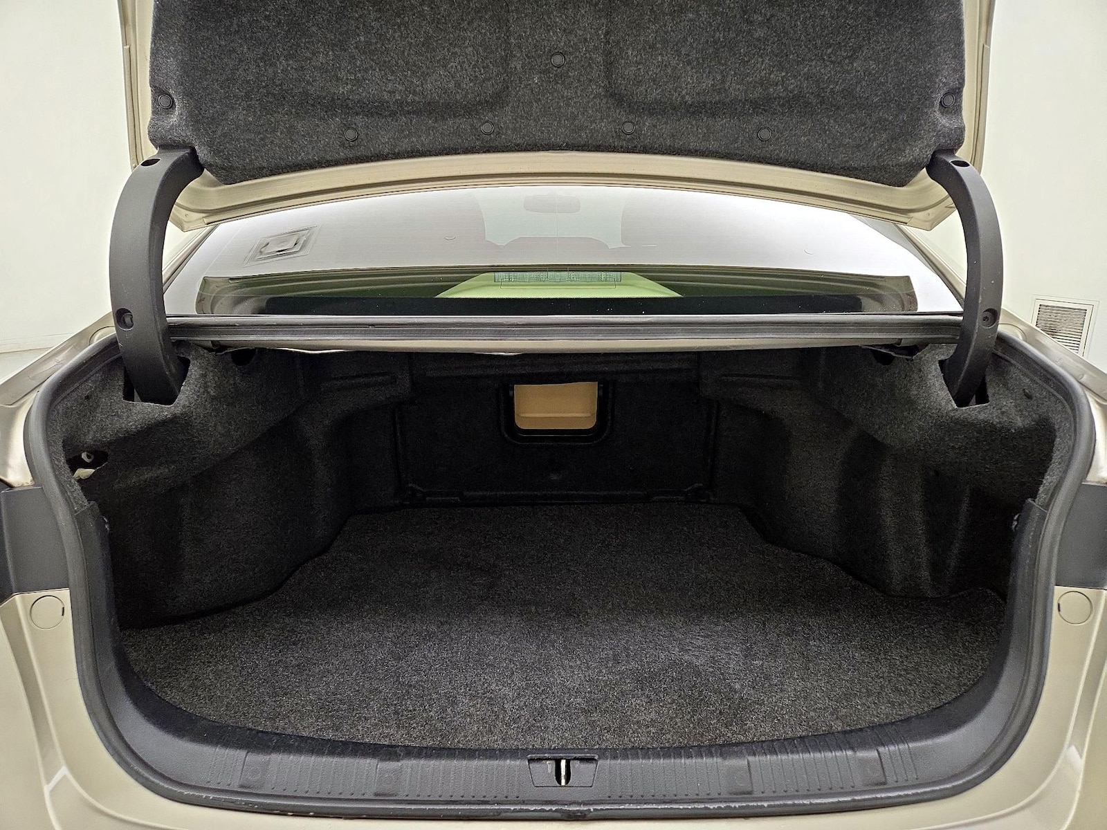 2015 Toyota Avalon Limited - Photo 22