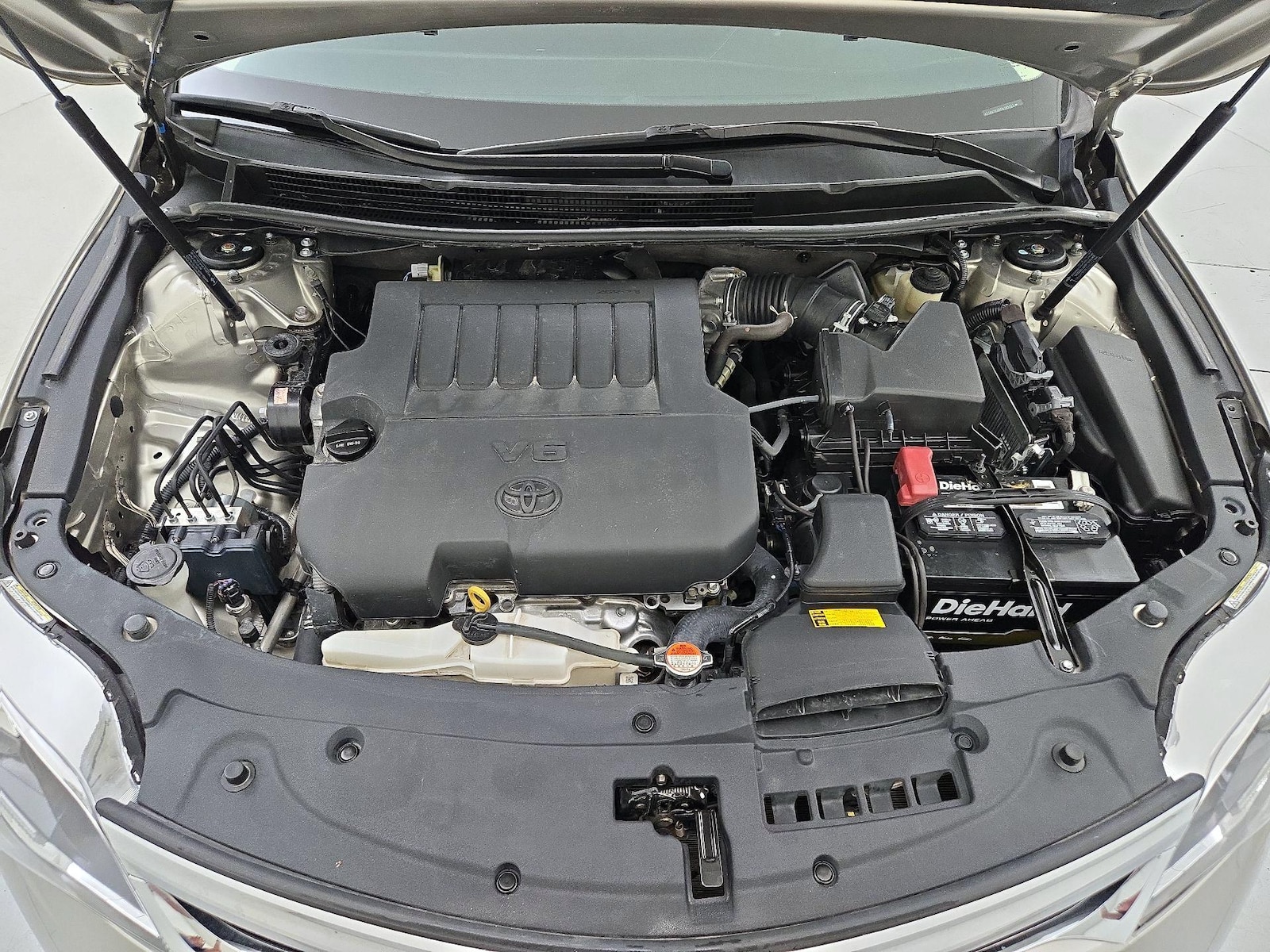 2015 Toyota Avalon Limited - Photo 23