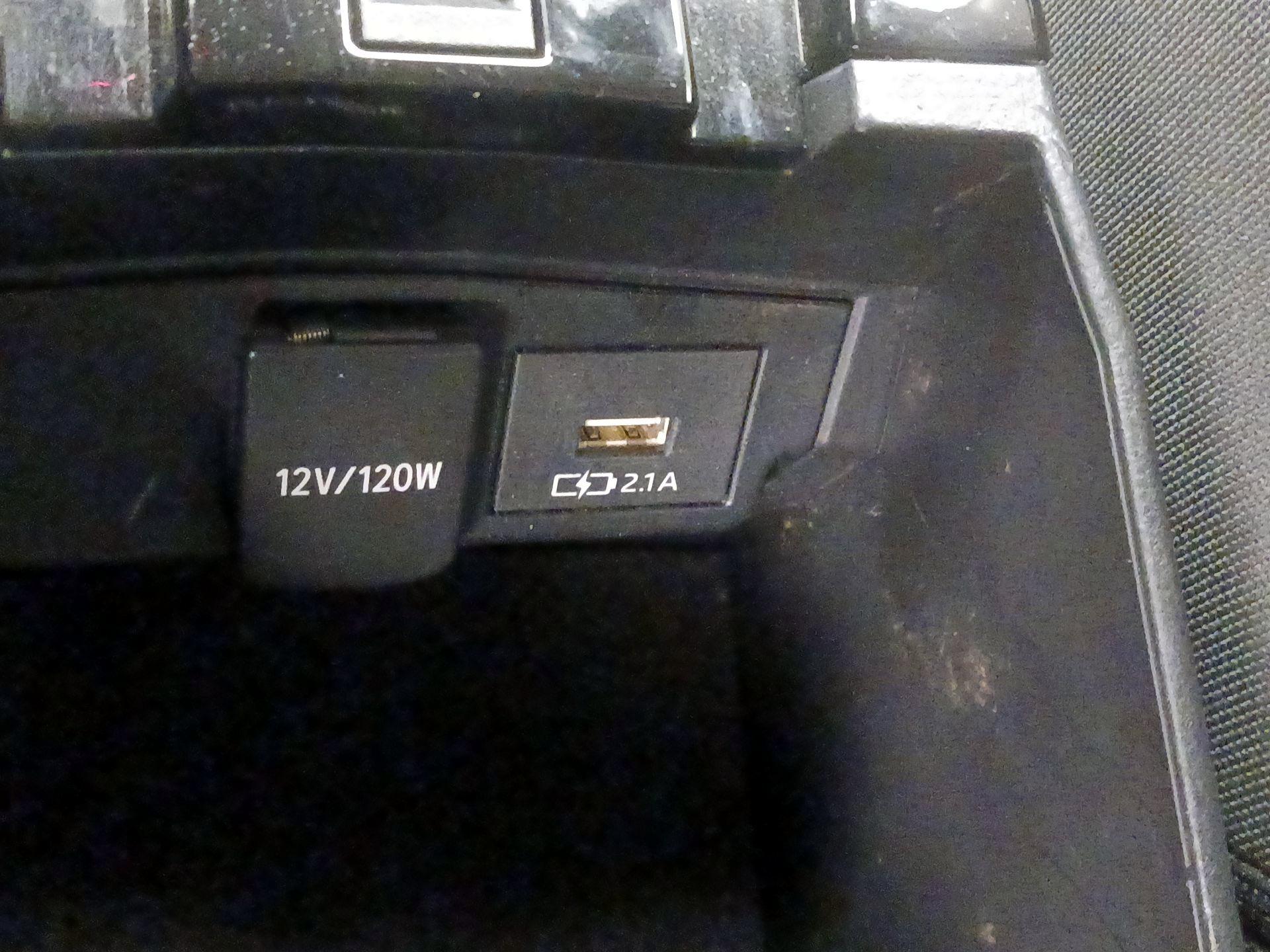 Thumbnail: 2020 Toyota Corolla - 18