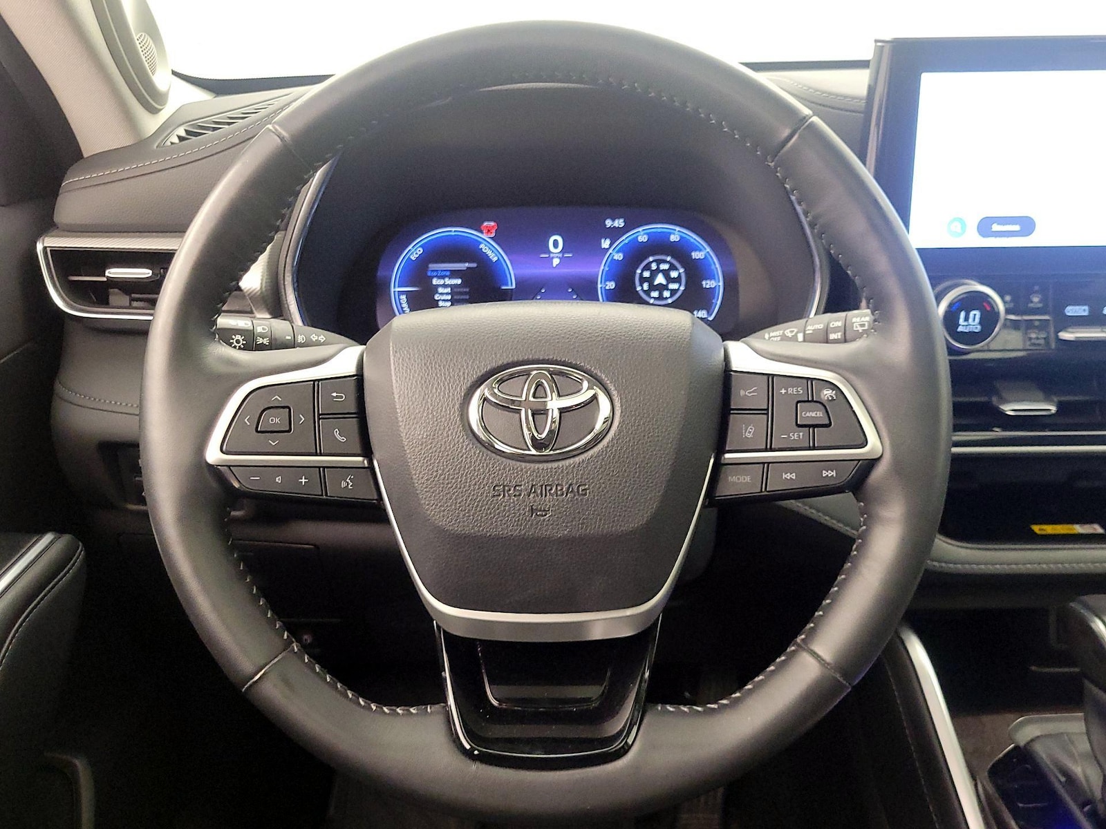 2024 Toyota Highlander Platinum - Photo 11