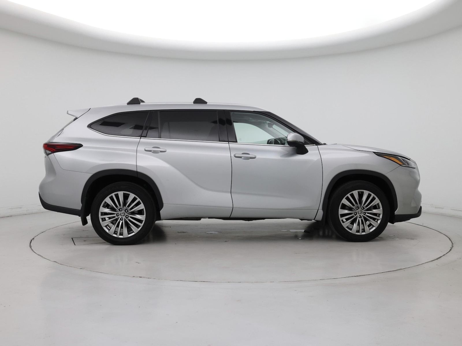 2024 Toyota Highlander Platinum - Photo 8