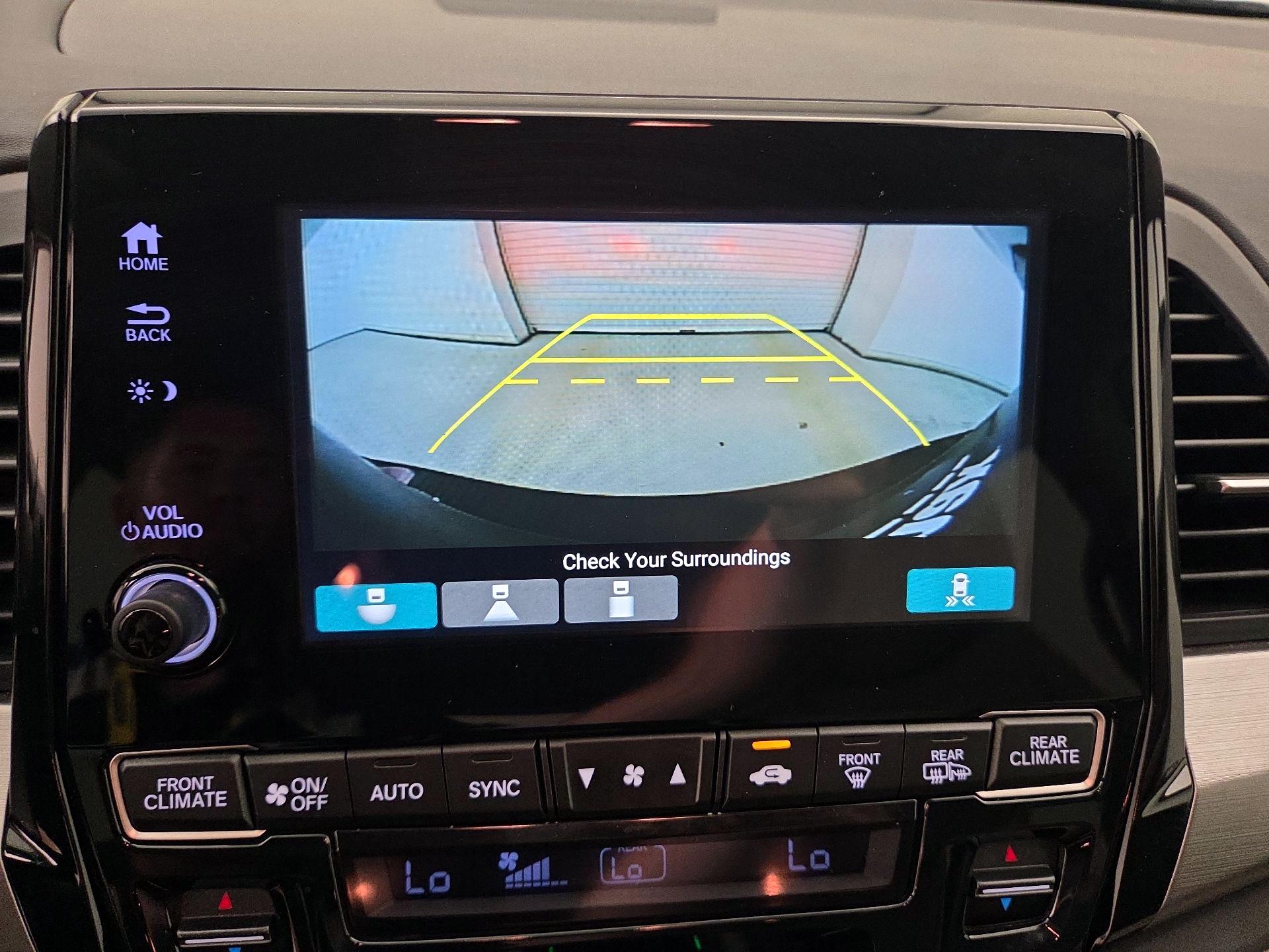 Thumbnail: 2018 Honda Odyssey - 13