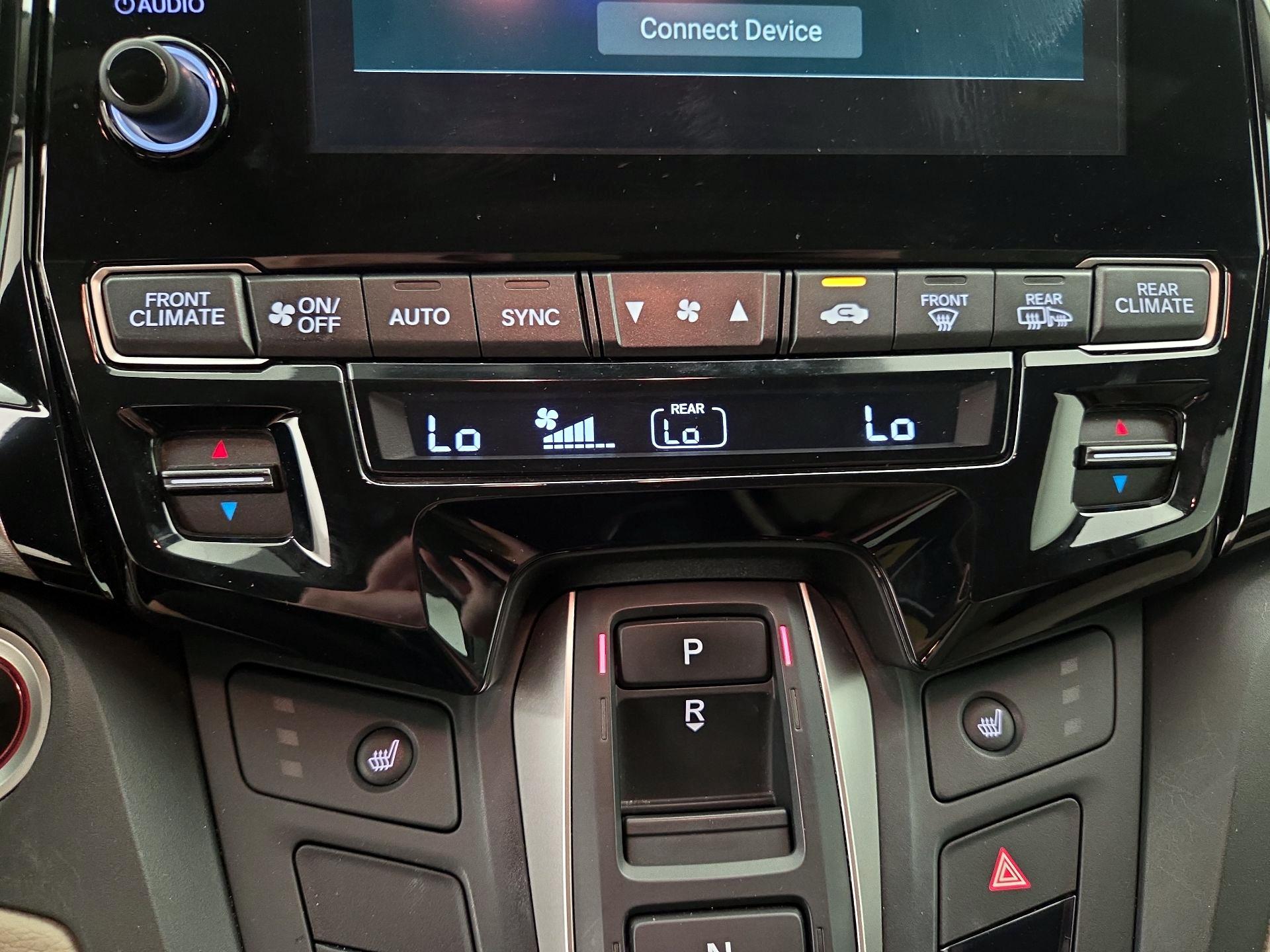 Thumbnail: 2018 Honda Odyssey - 15