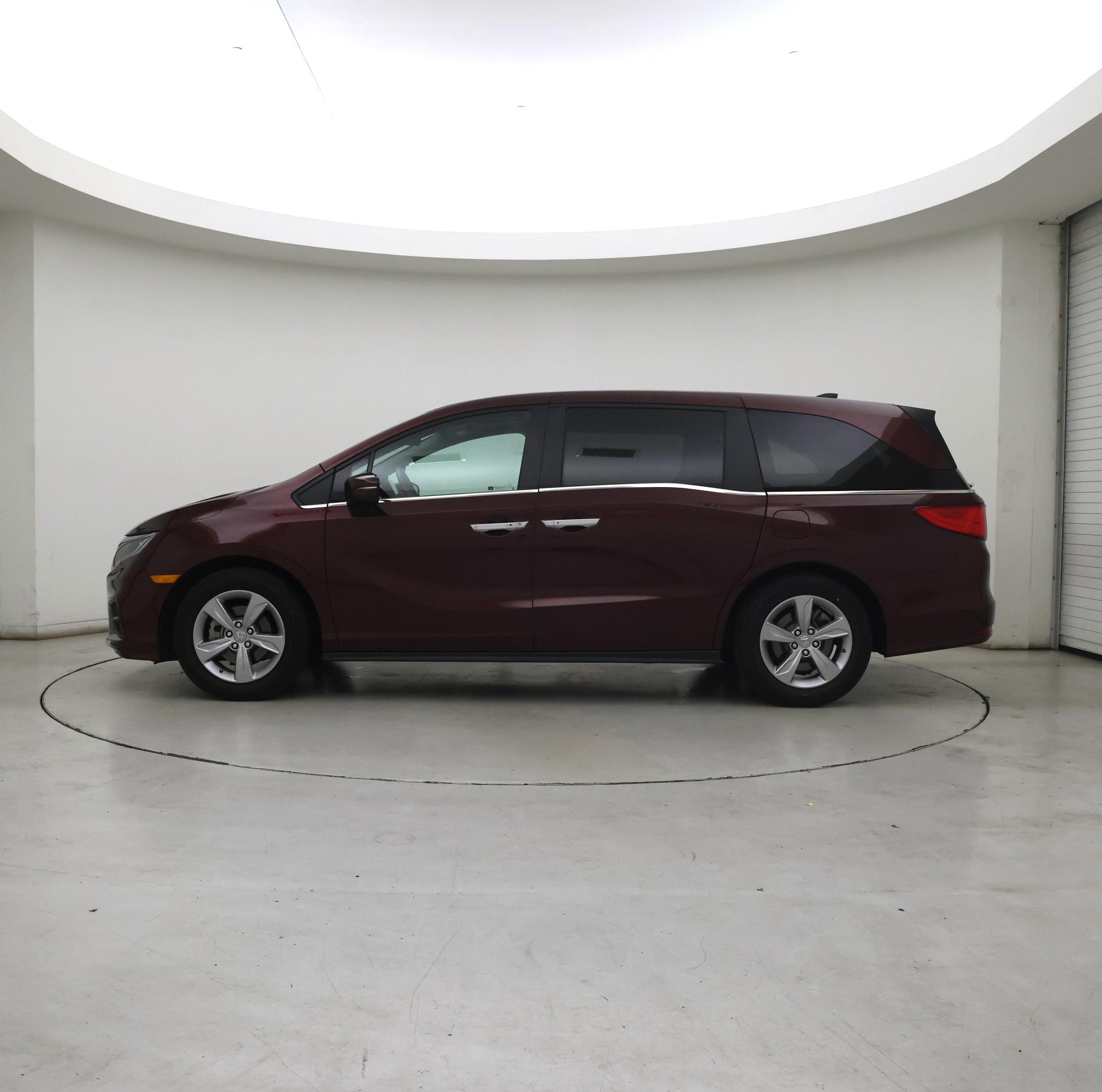 Thumbnail: 2018 Honda Odyssey - 3
