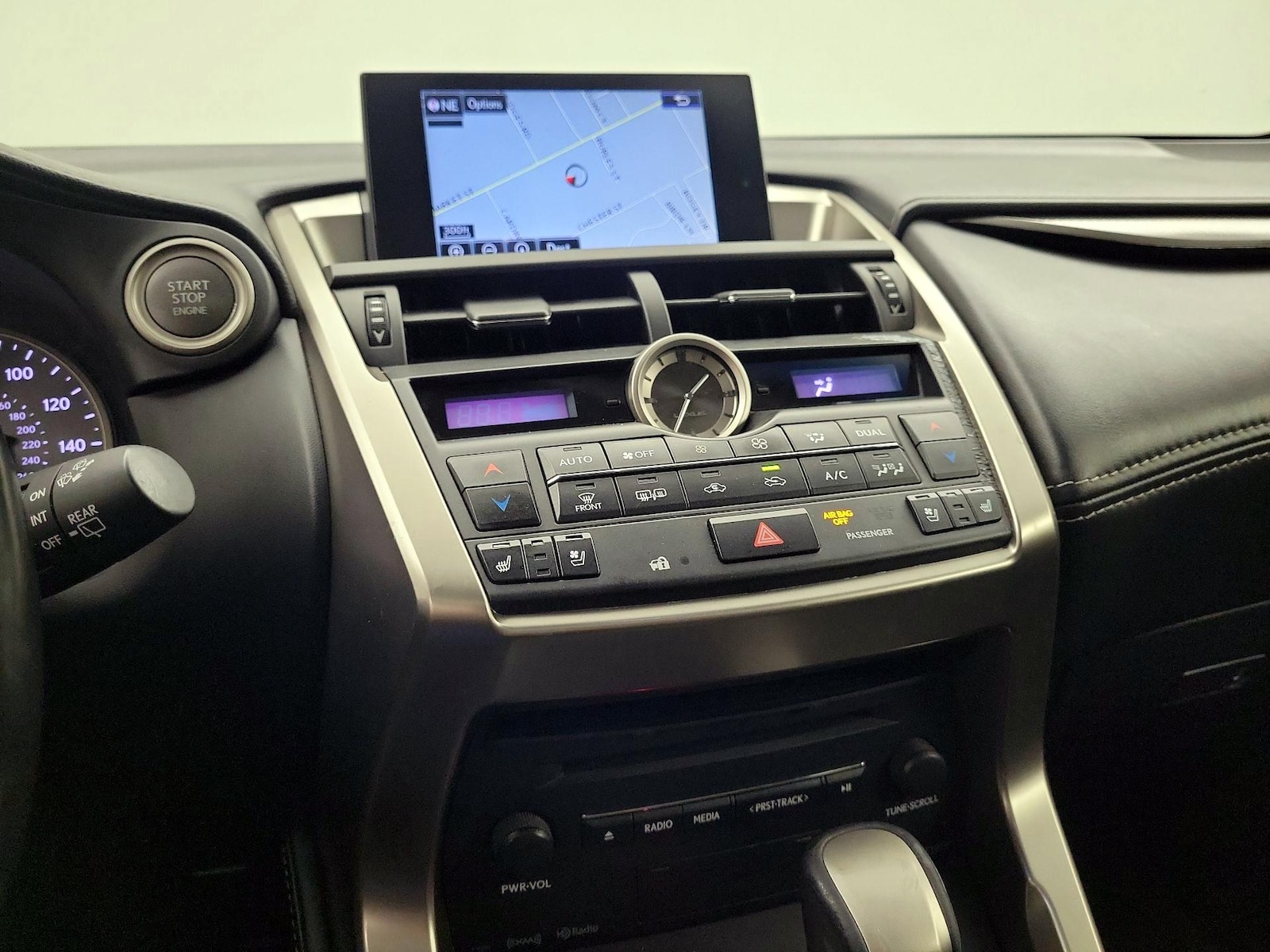 2017 Lexus NX 200t - Photo 17