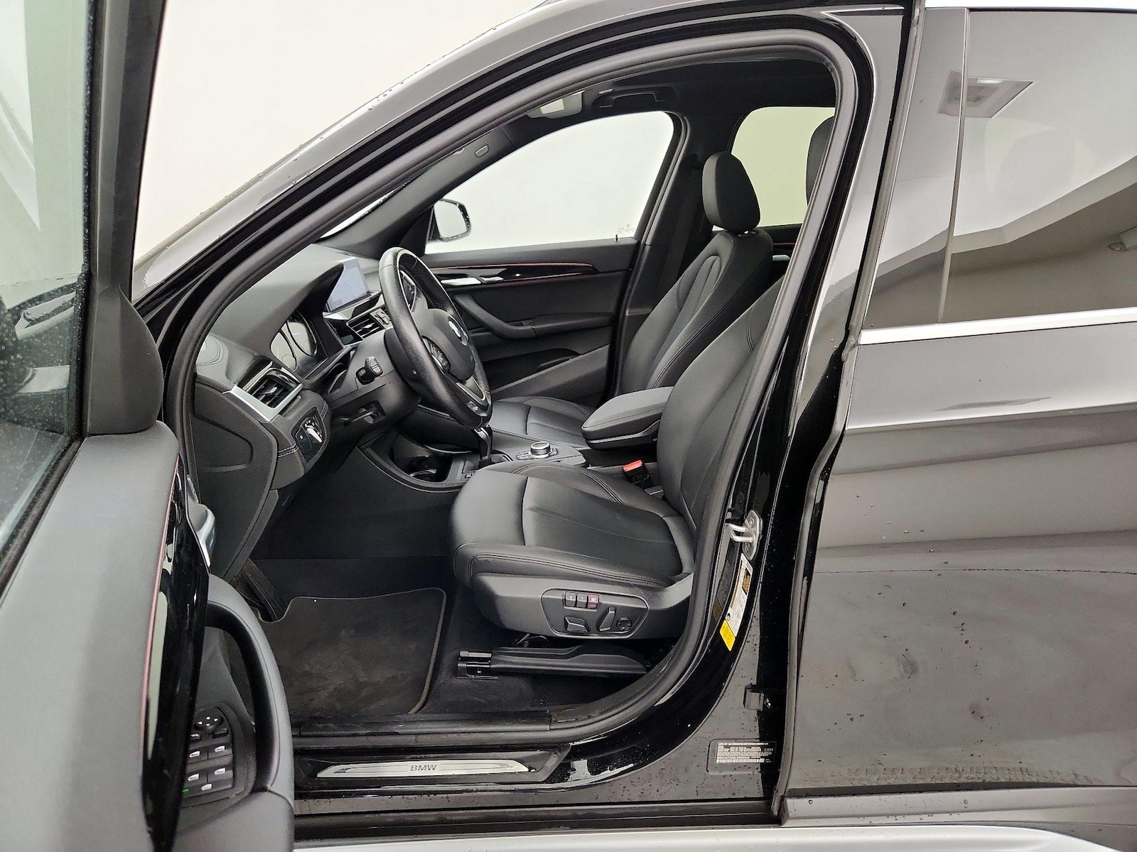 2020 BMW X1 28i - Photo 12