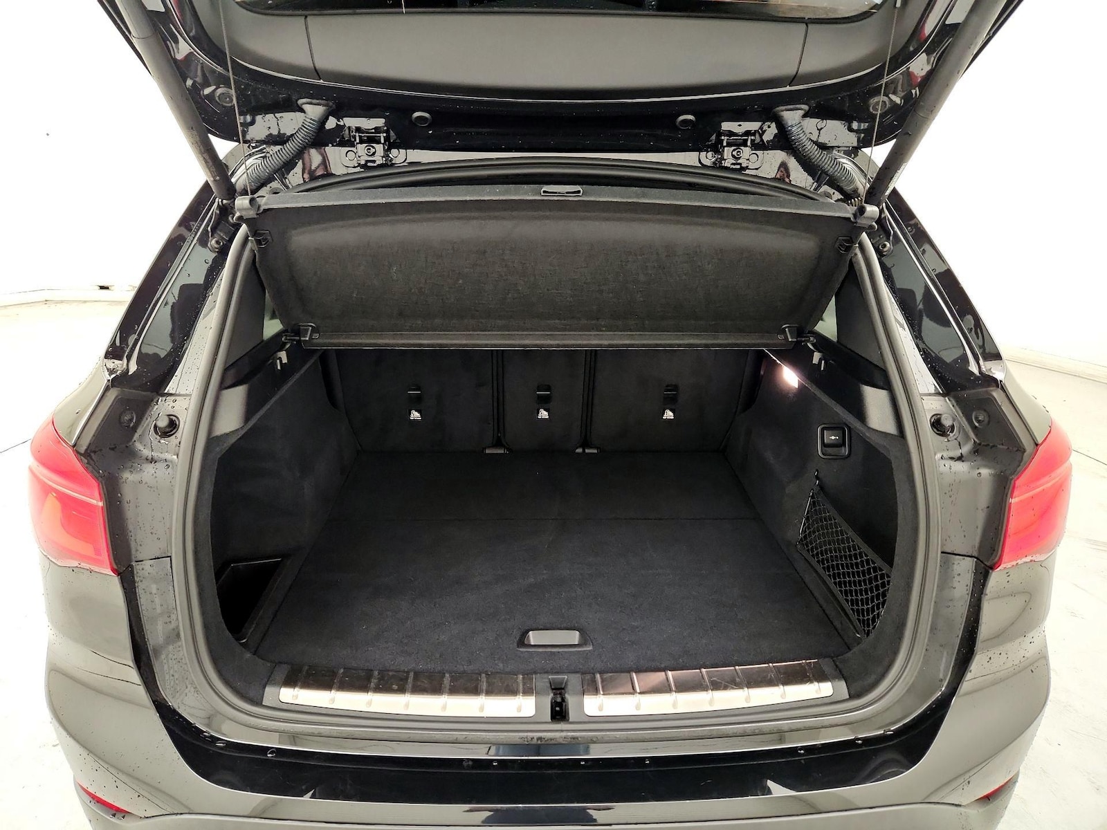 2020 BMW X1 28i - Photo 23