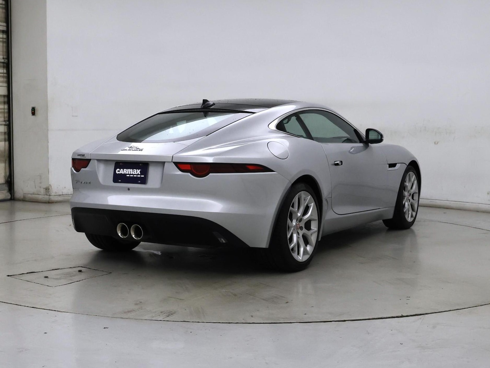 2018 Jaguar F-TYPE Base - Photo 9