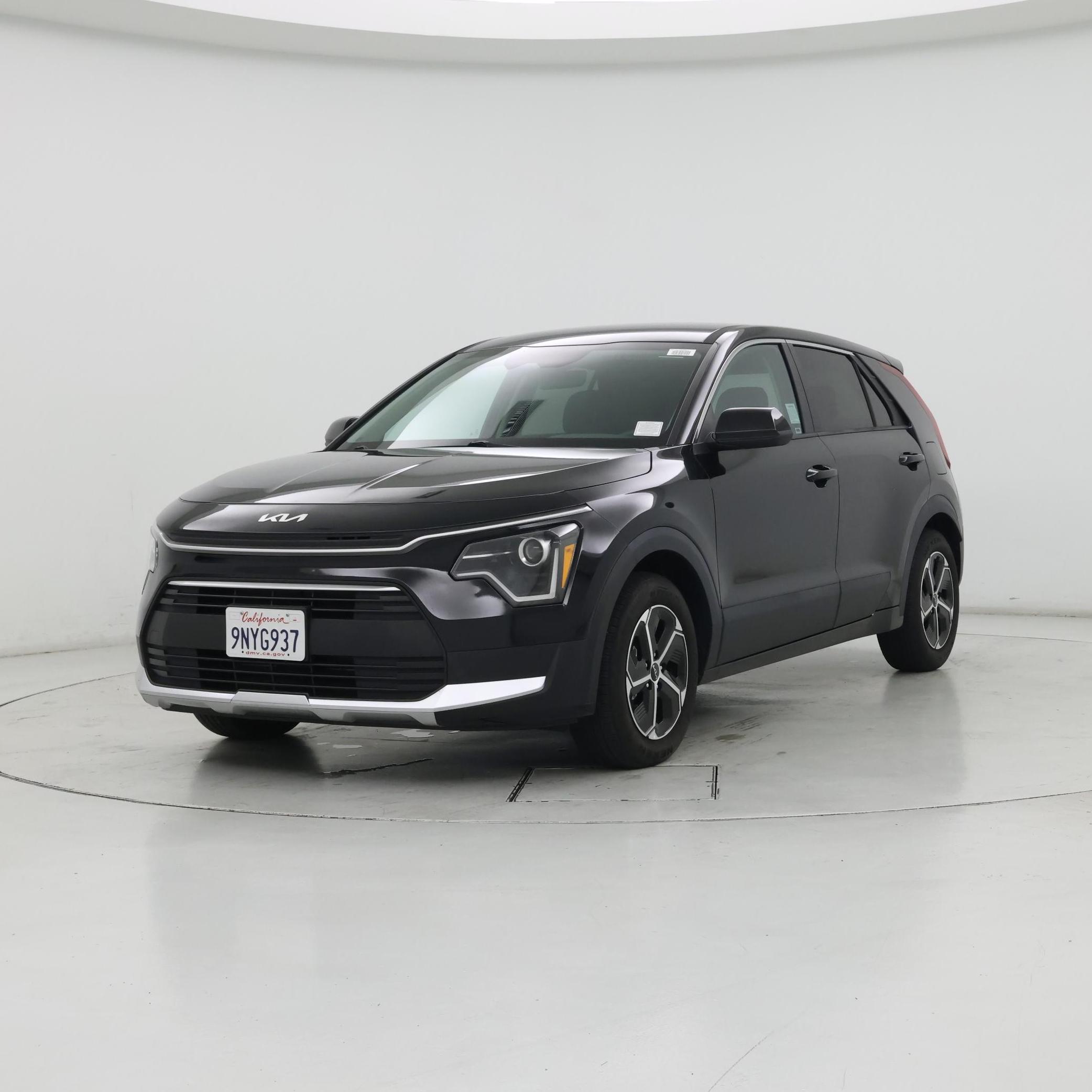 Thumbnail: 2024 Kia Niro - 4