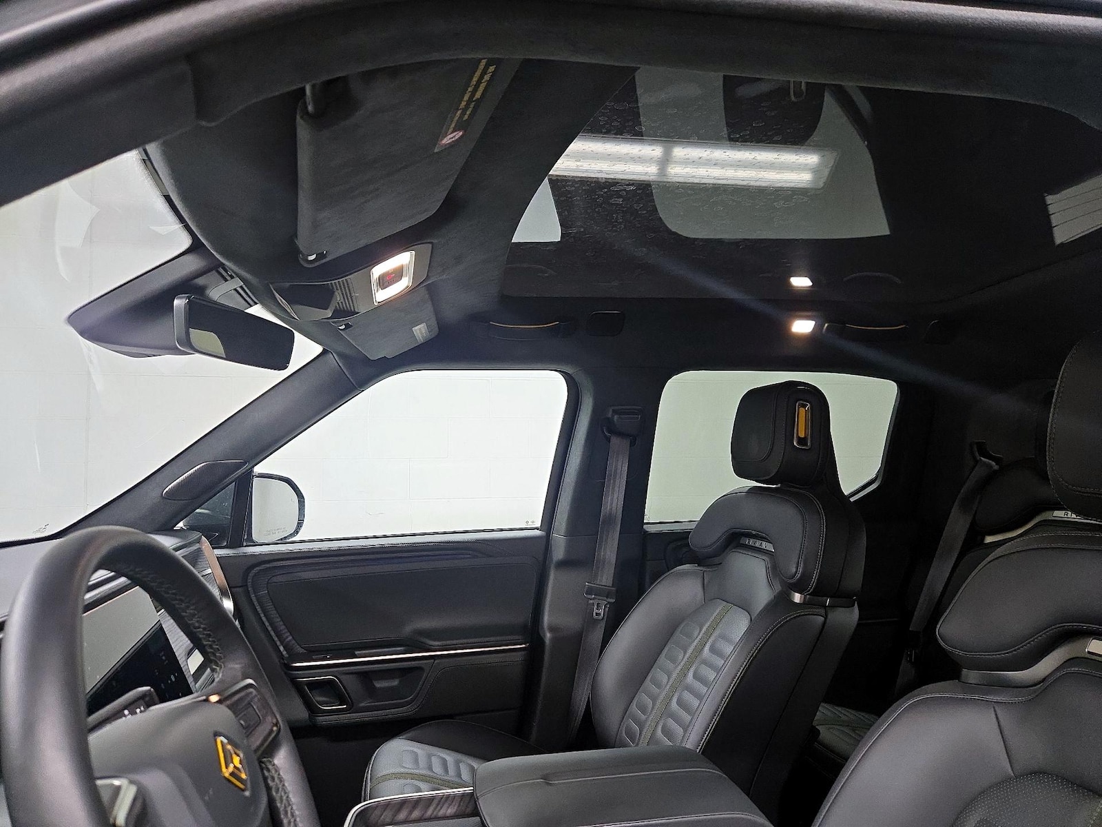 Skylight(s) & Overhead Airbags