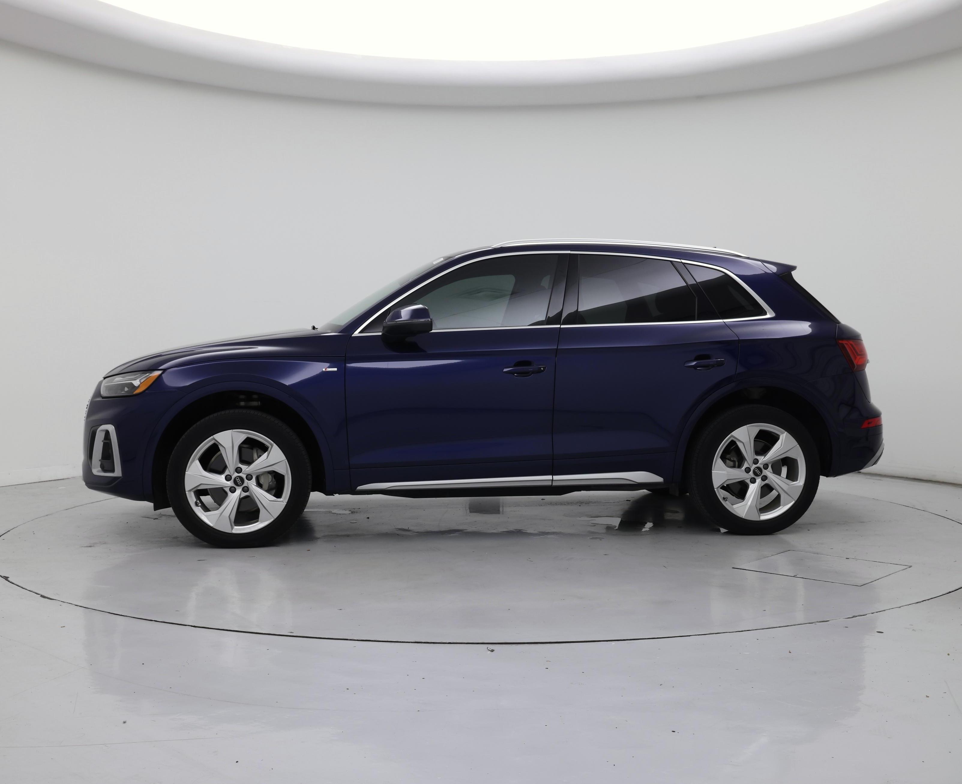 Thumbnail: 2023 Audi Q5 - 3