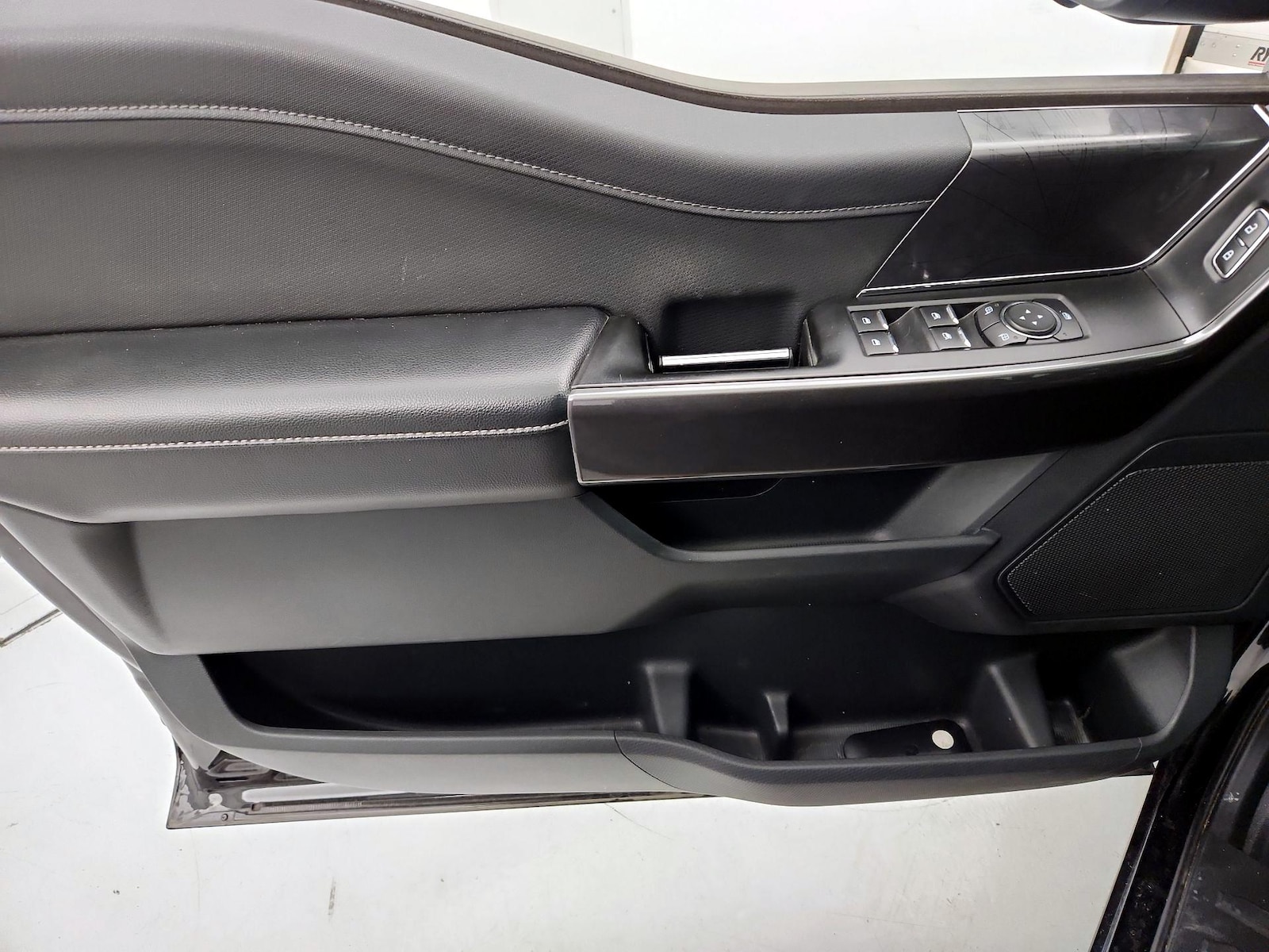 2021 Ford F-150 XLT - Photo 13