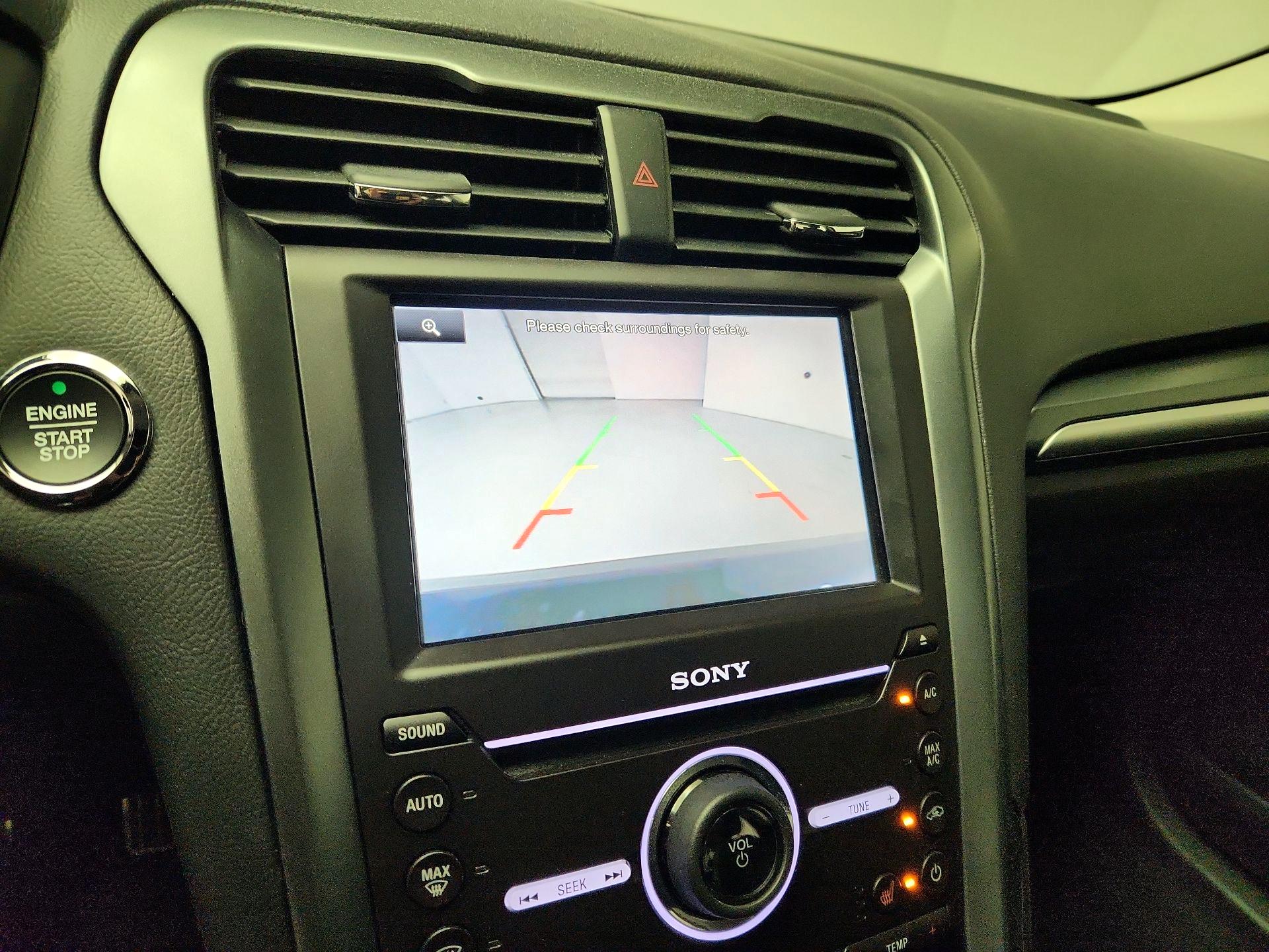 Thumbnail: 2016 Ford Fusion - 13