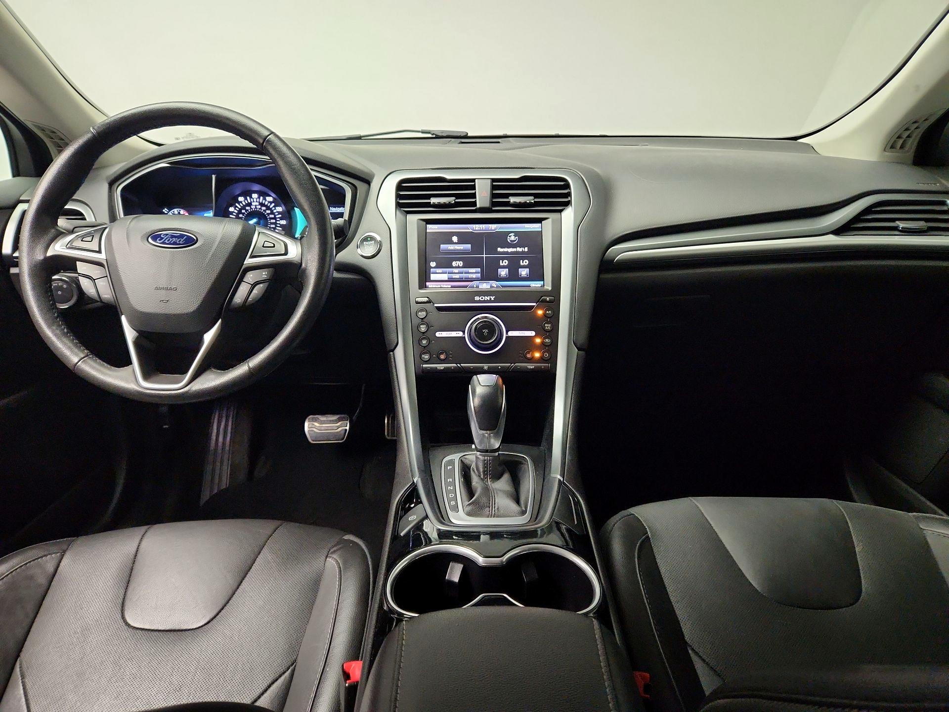 Thumbnail: 2016 Ford Fusion - 8