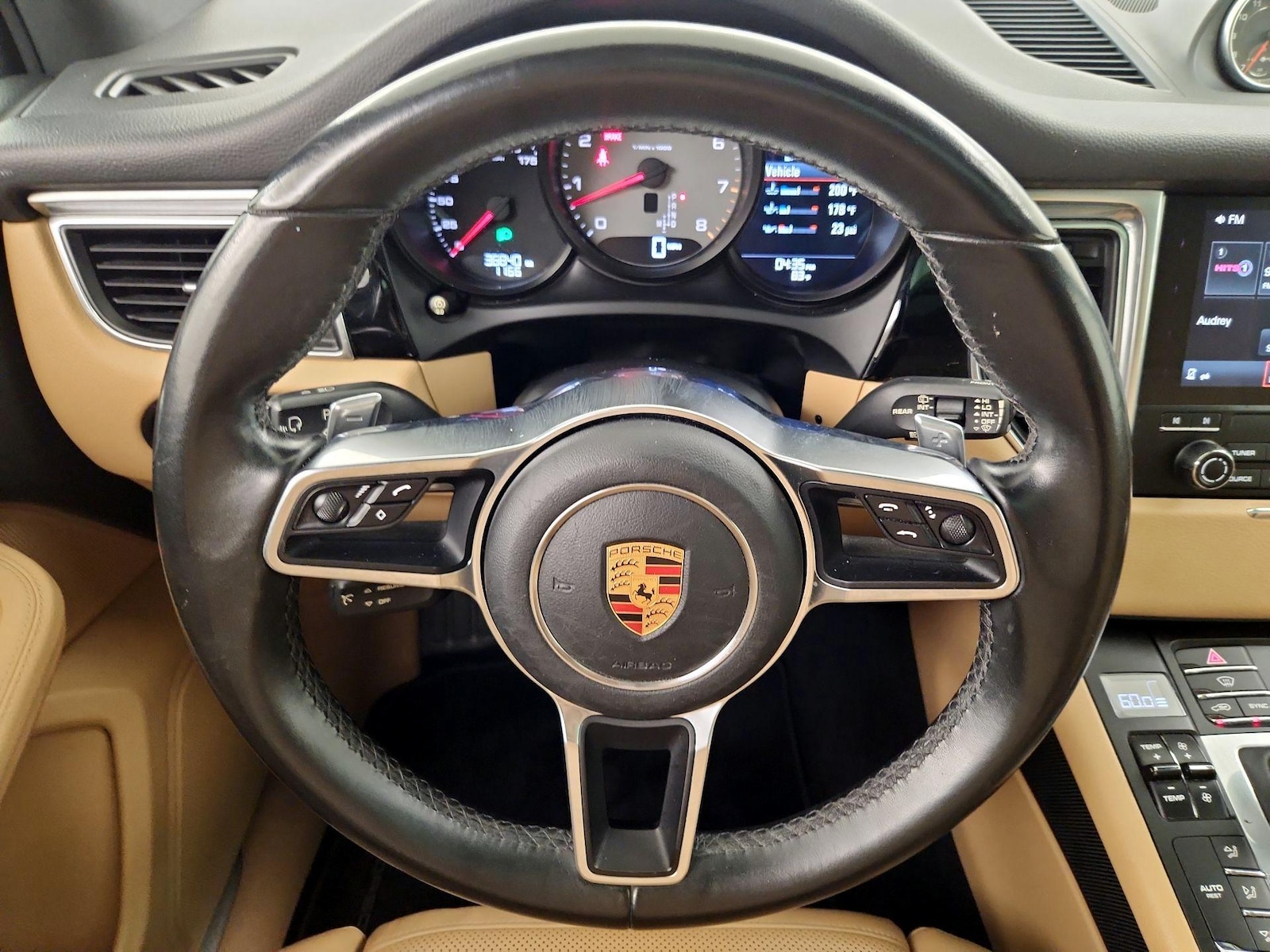 2018 Porsche Macan S - Photo 11