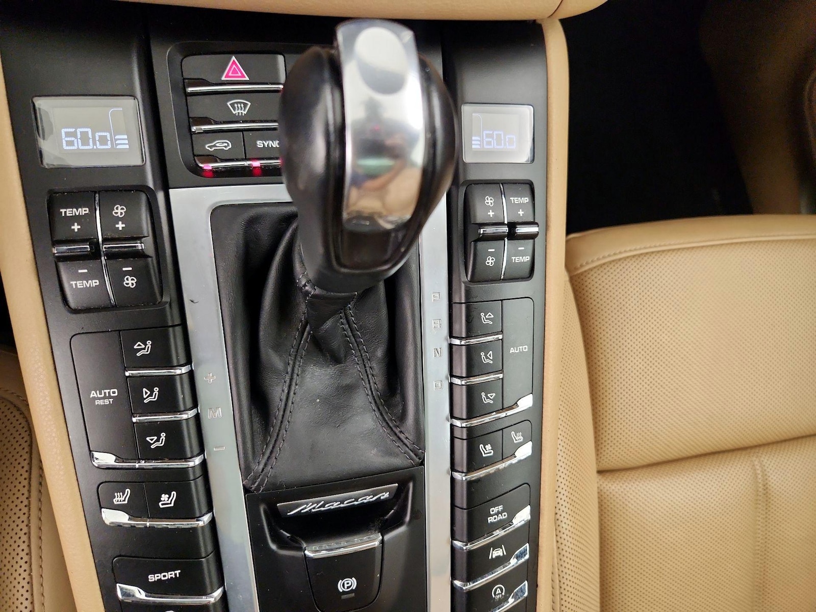 2018 Porsche Macan S - Photo 17