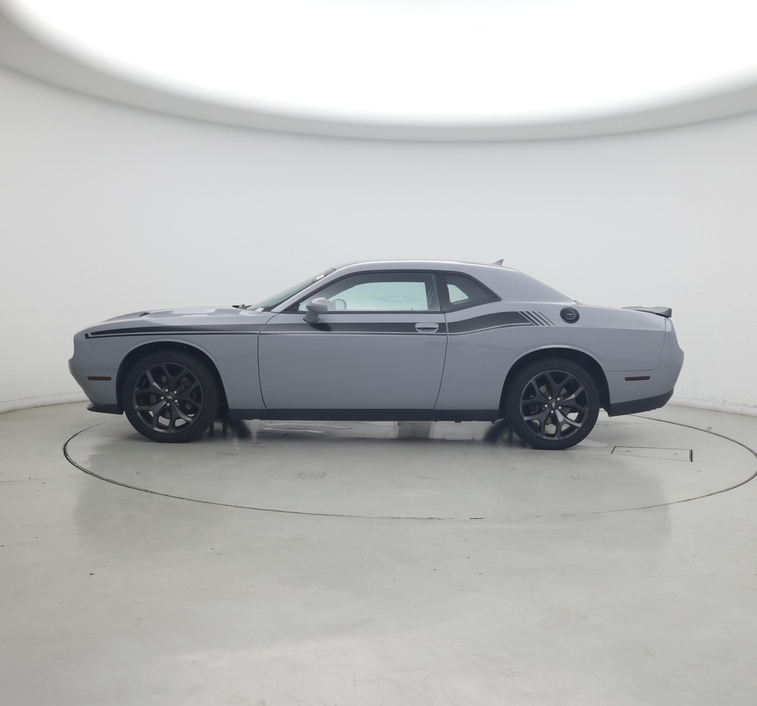Thumbnail: 2020 Dodge Challenger - 3