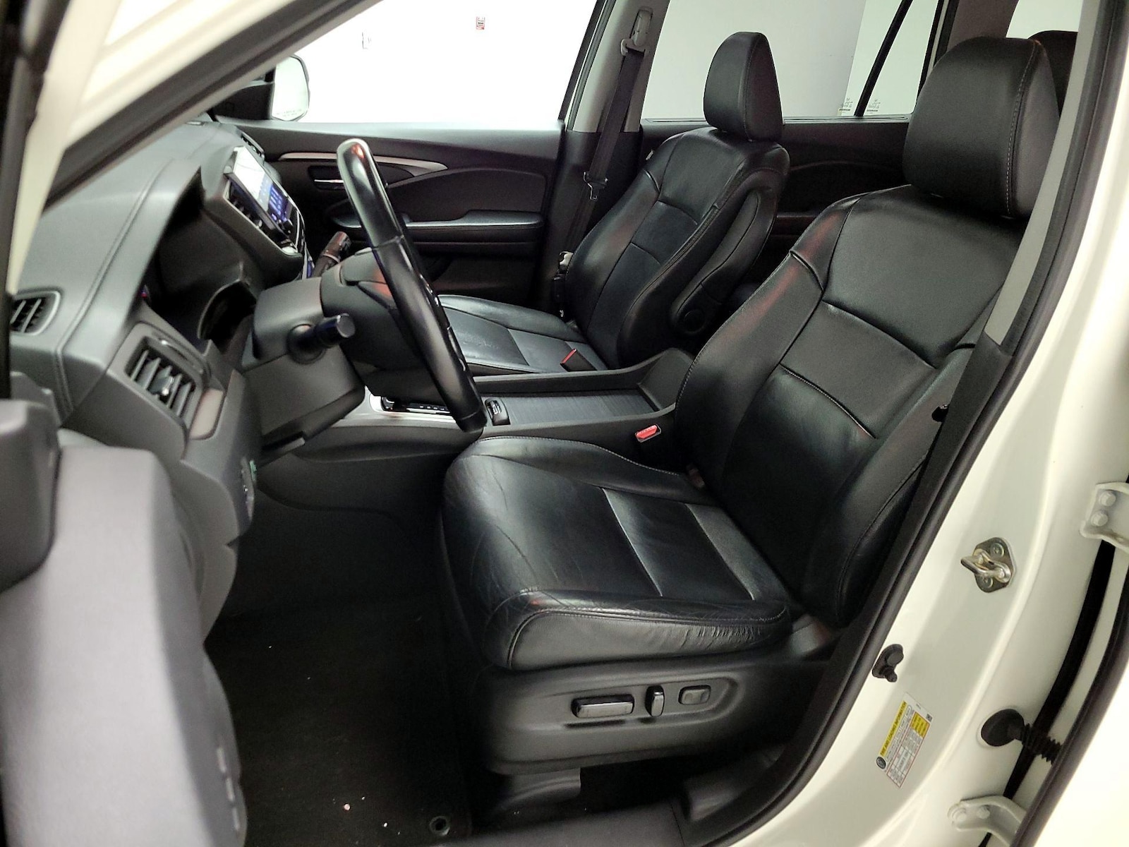 2019 Honda Pilot EX-L - Photo 12