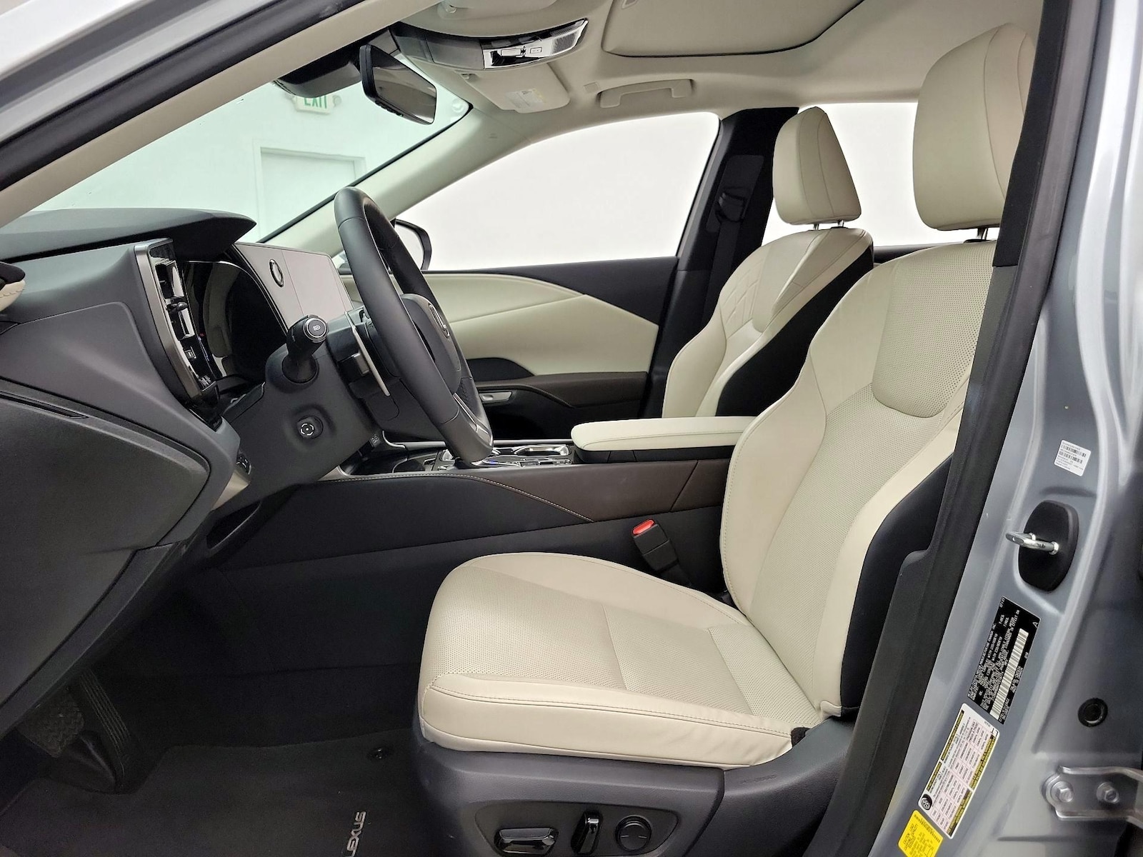 2023 Lexus RX 350 - Photo 12