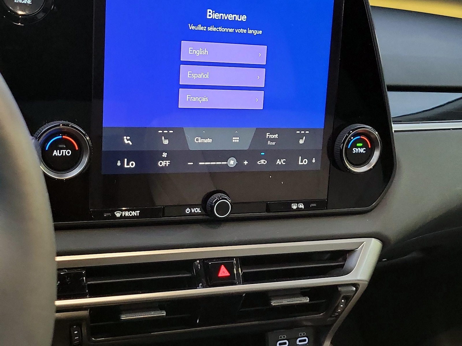 2023 Lexus RX 350 - Photo 17