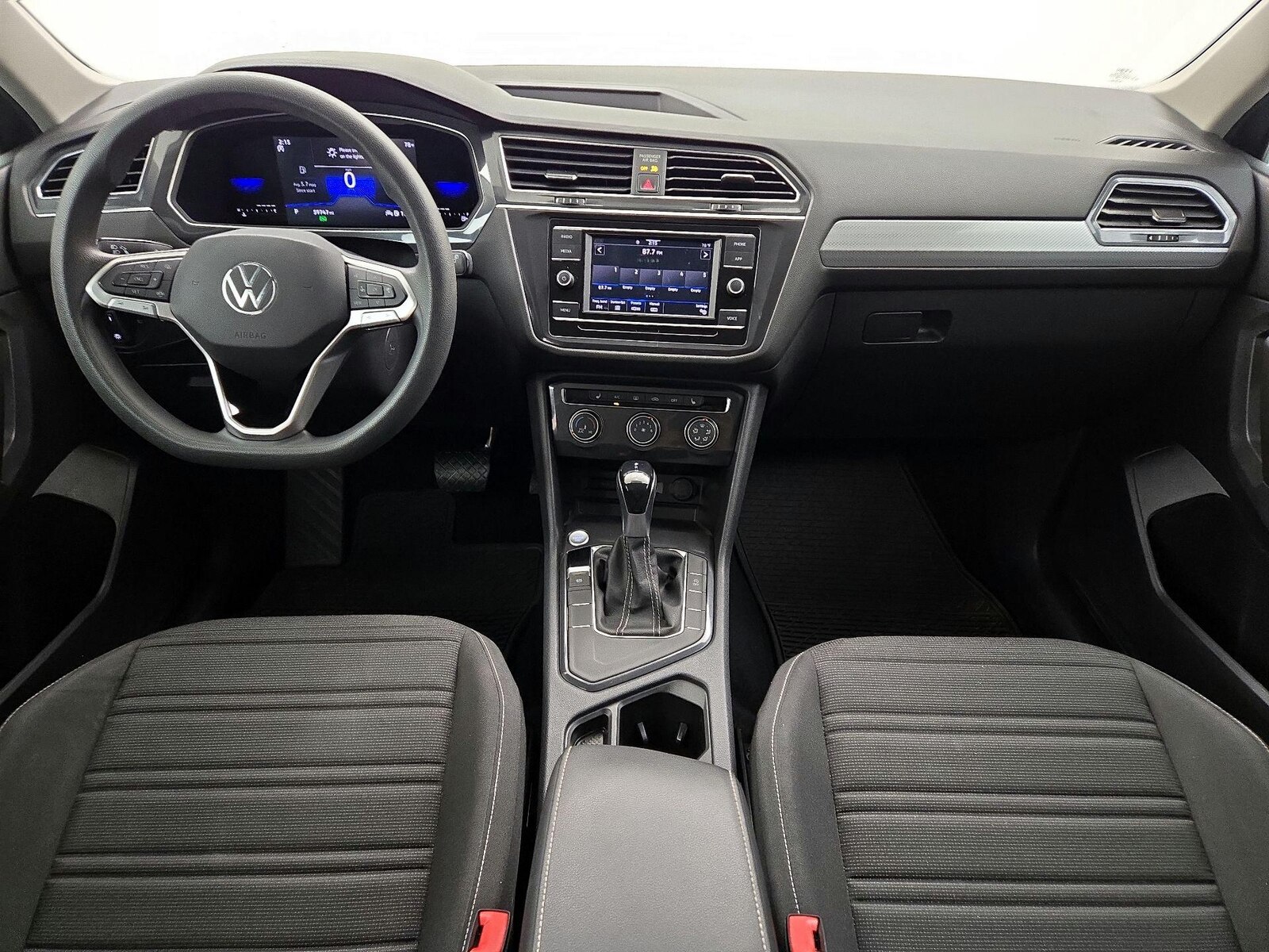 2022 Volkswagen Tiguan S, photo 10