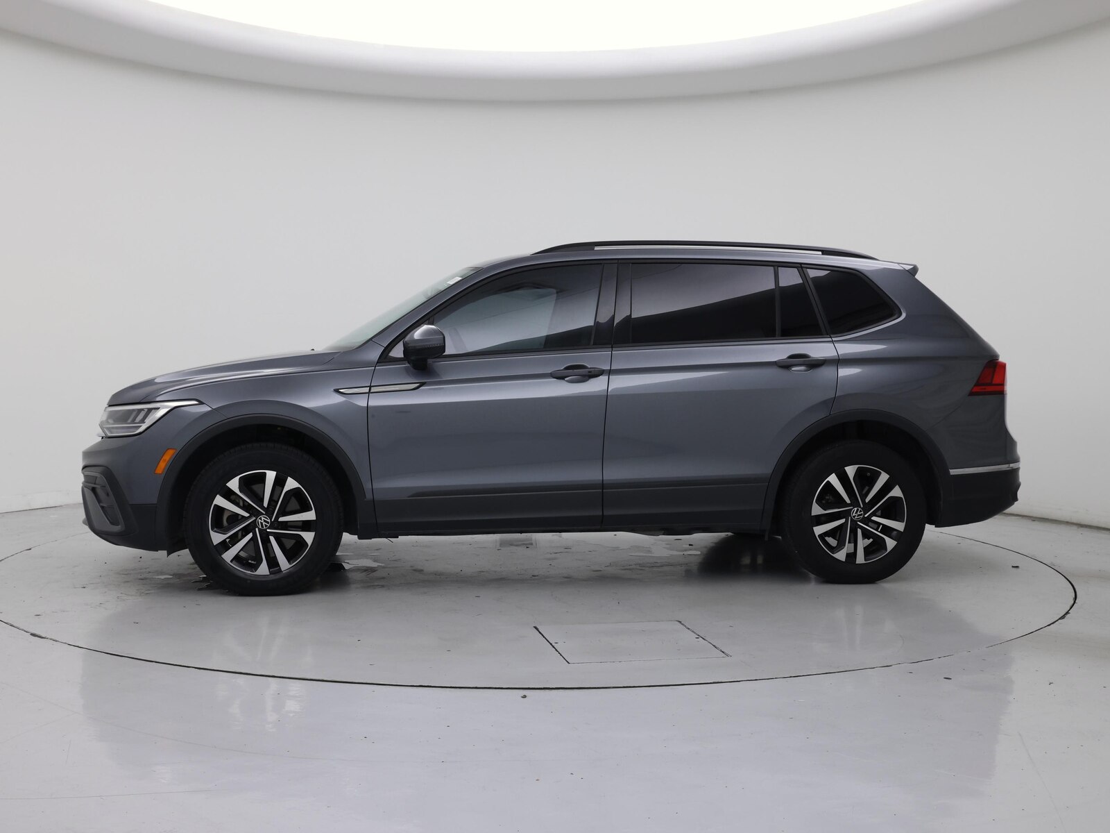2022 Volkswagen Tiguan S, photo 4