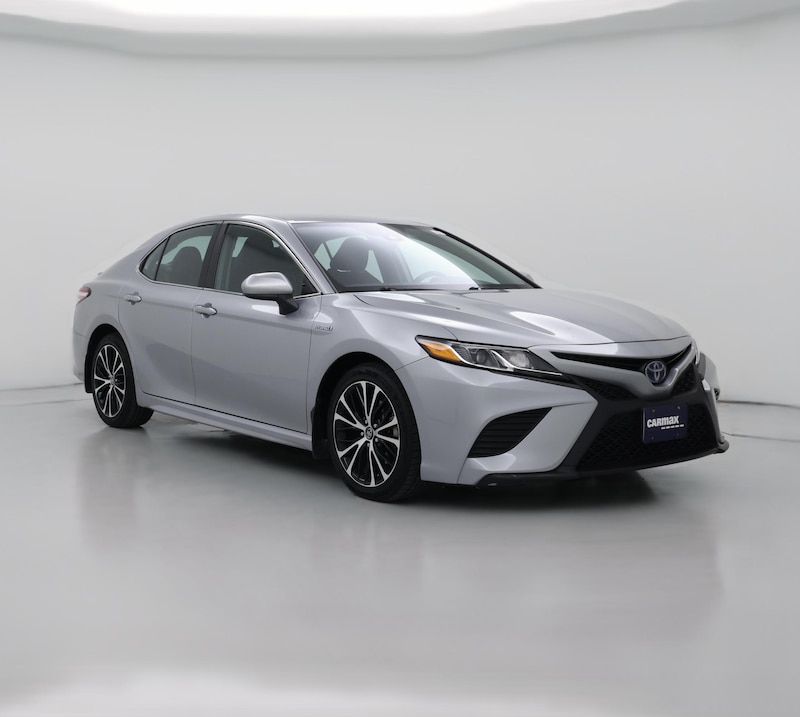 2020 Toyota Camry Hybrid SE