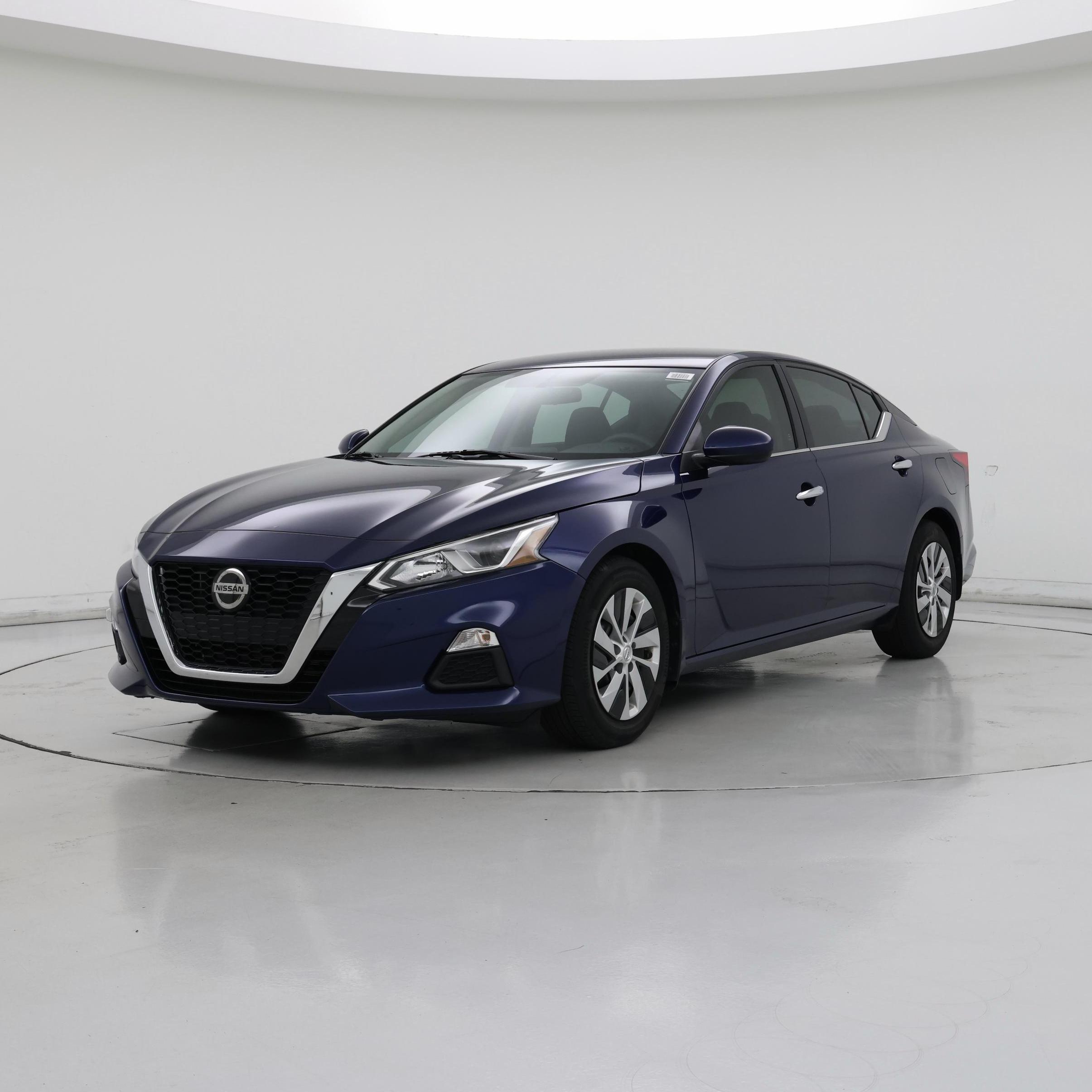 Thumbnail: 2020 Nissan Altima - 4