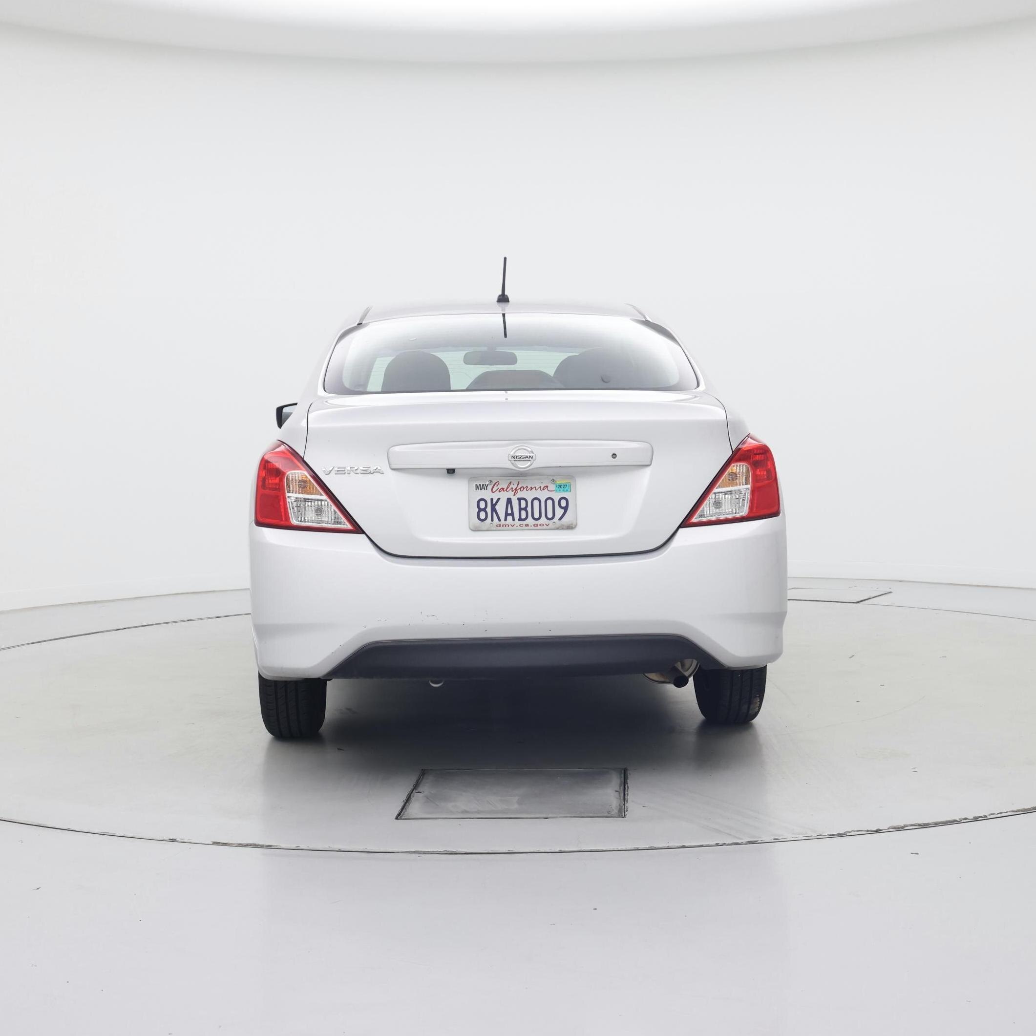 Thumbnail: 2019 Nissan Versa - 6