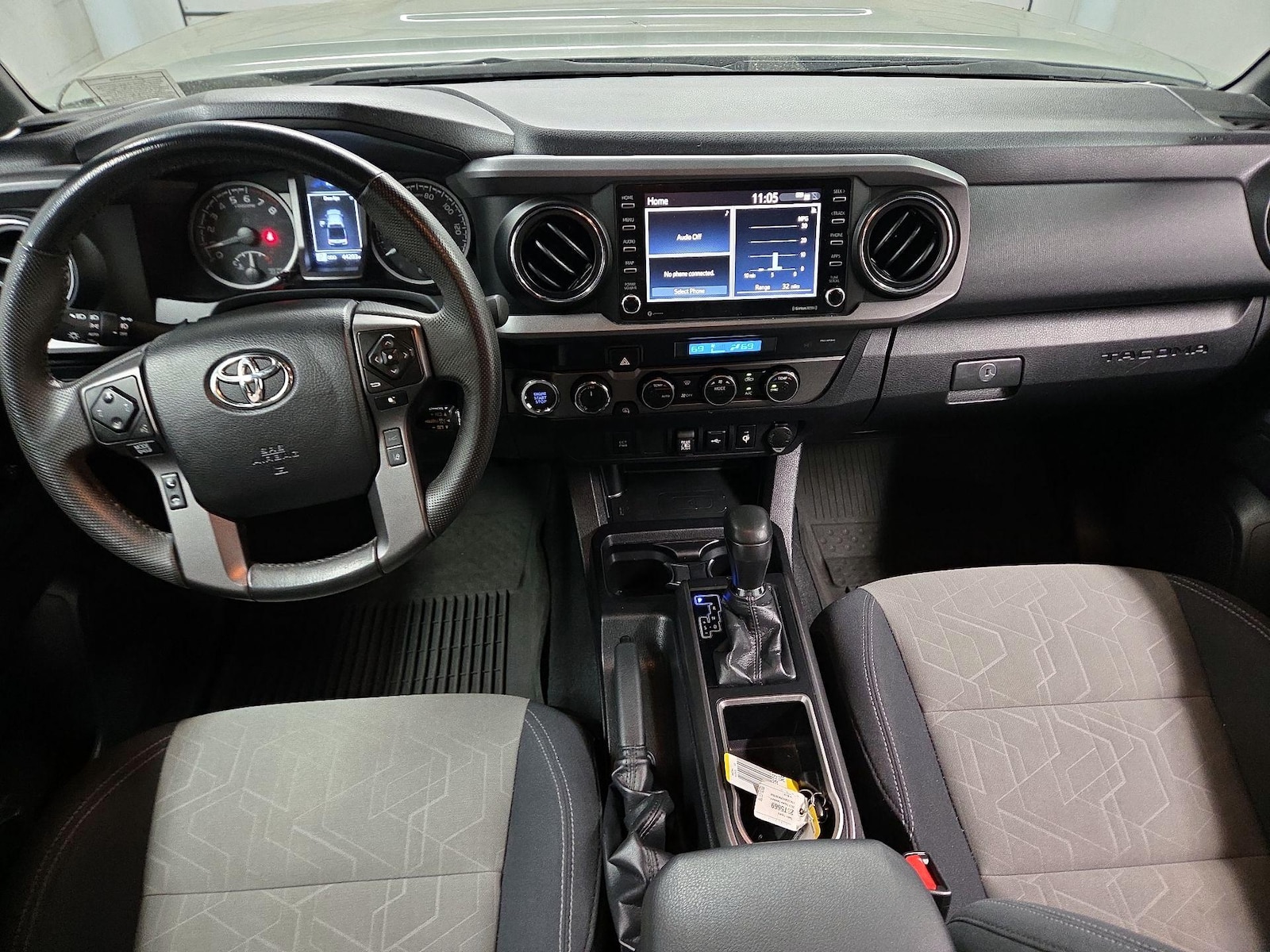 2023 Toyota Tacoma TRD Sport - Photo 10
