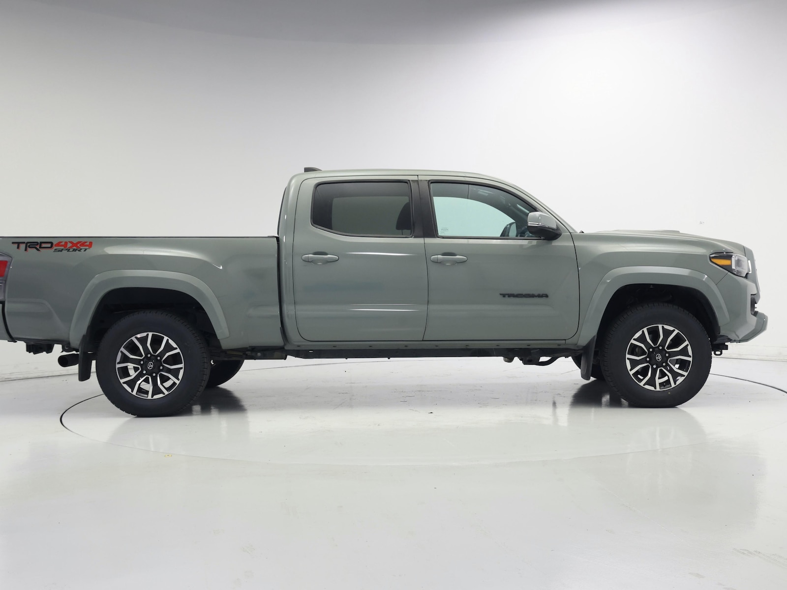 2023 Toyota Tacoma TRD Sport - Photo 8