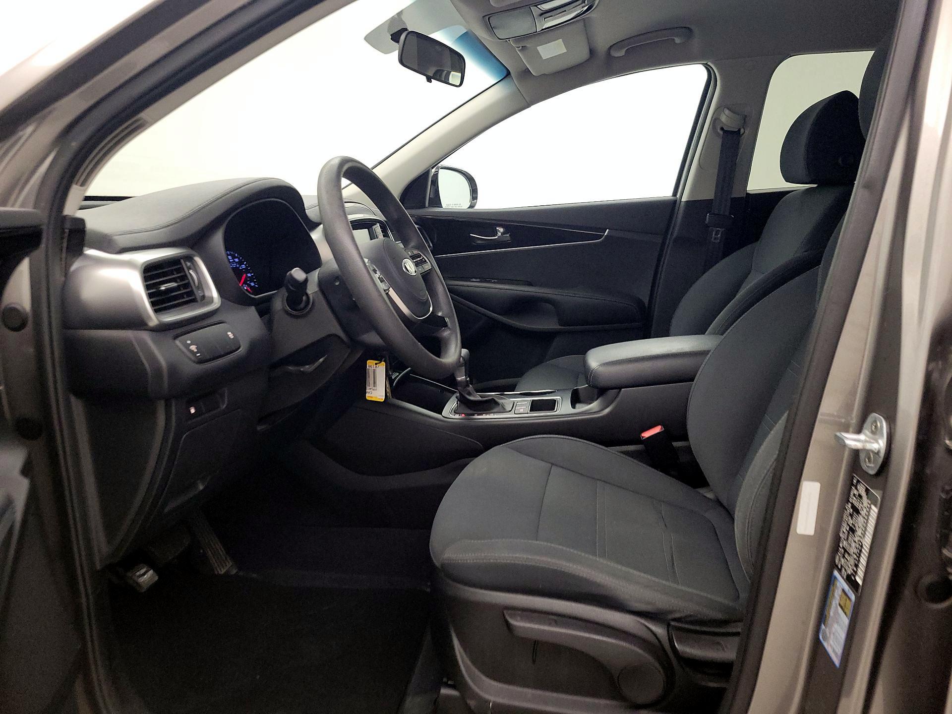 Thumbnail: 2019 Kia Sorento - 11