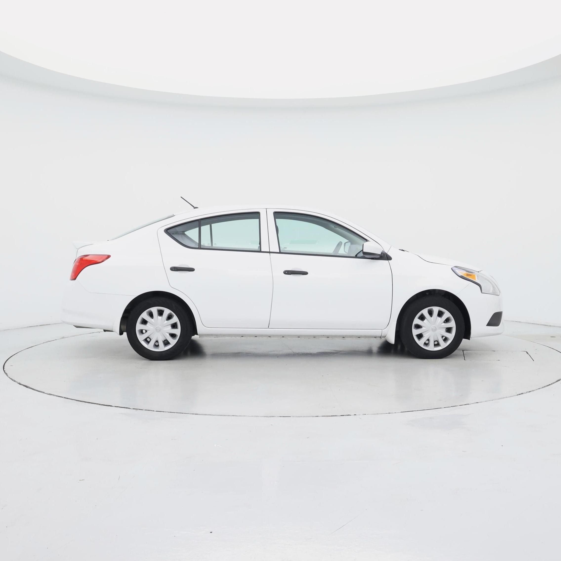 Thumbnail: 2019 Nissan Versa - 7