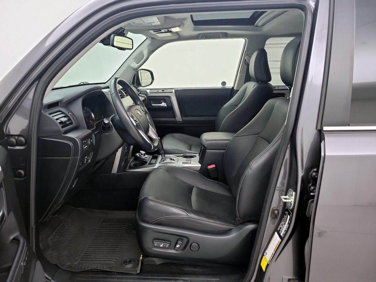 2023 Toyota 4Runner Limited - Photo 12