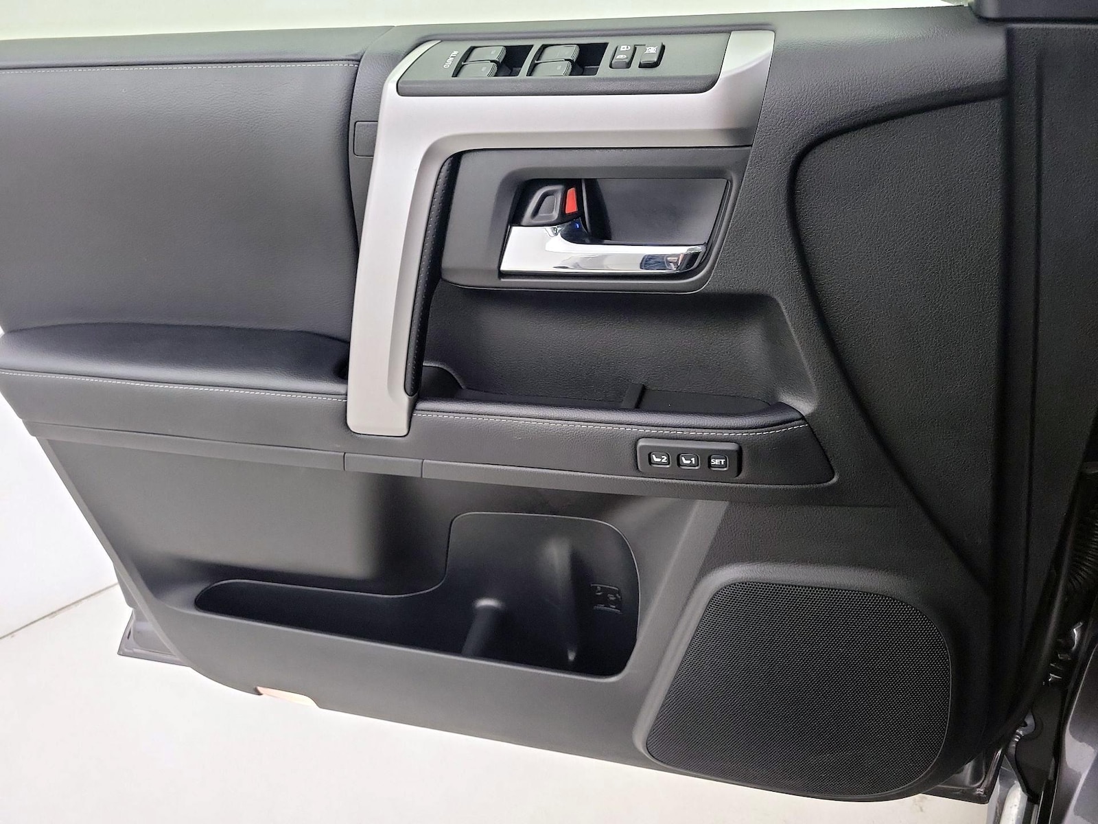 2023 Toyota 4Runner Limited - Photo 13