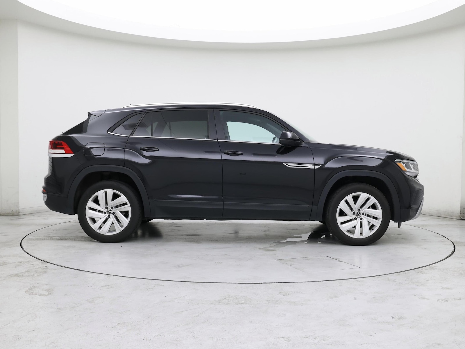 2023 Volkswagen Atlas Cross Sport SE w/Tech - Photo 8
