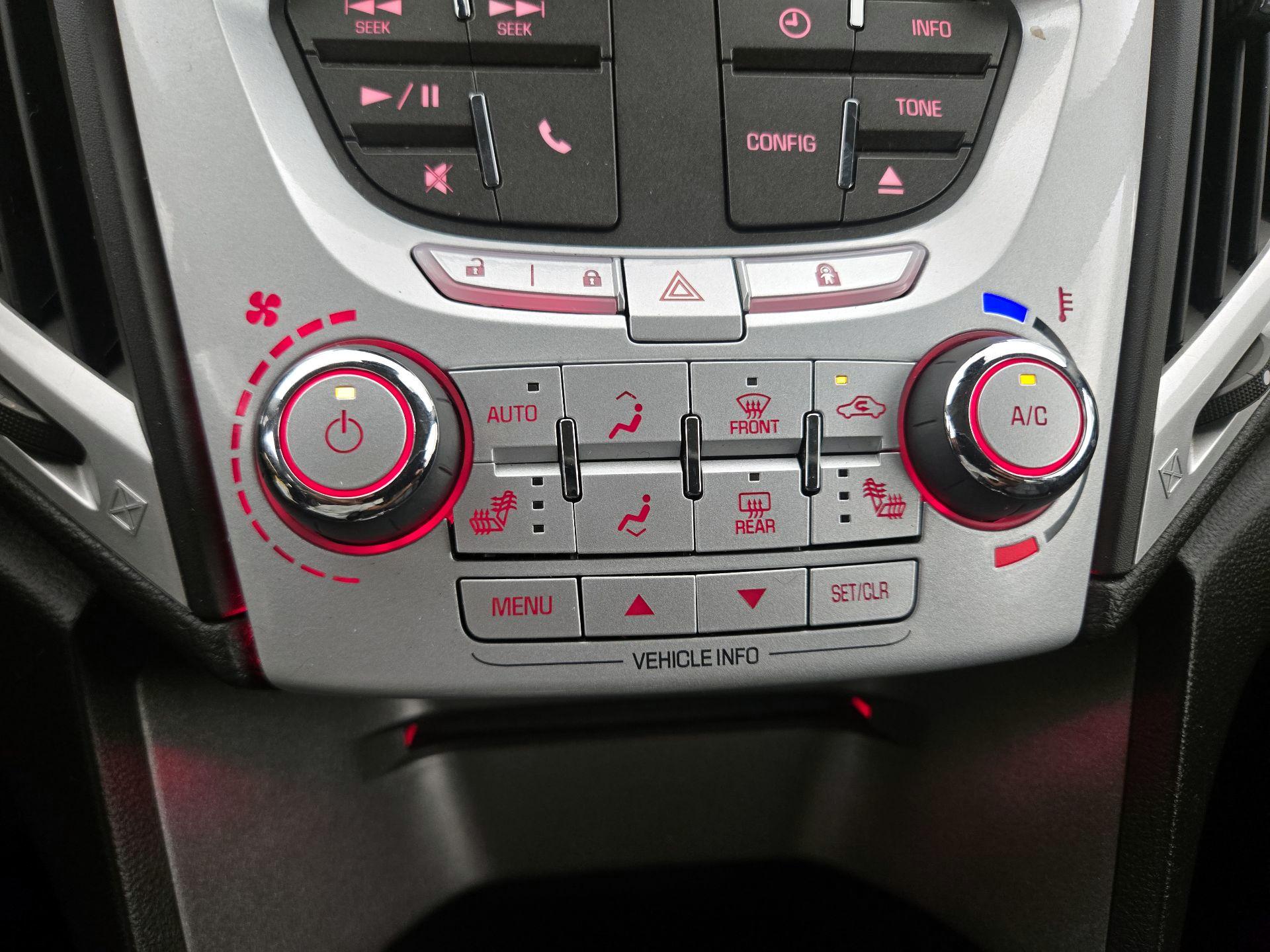 Thumbnail: 2014 GMC Terrain - 15