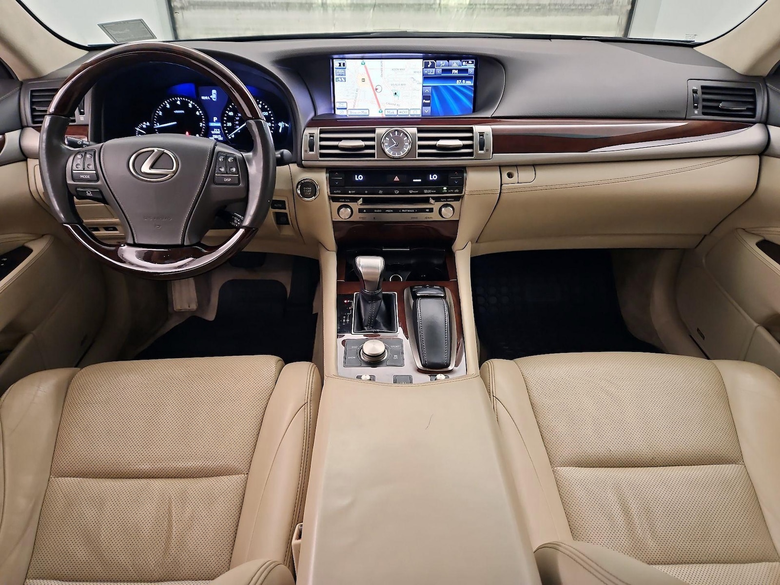 2014 Lexus LS Base - Photo 10
