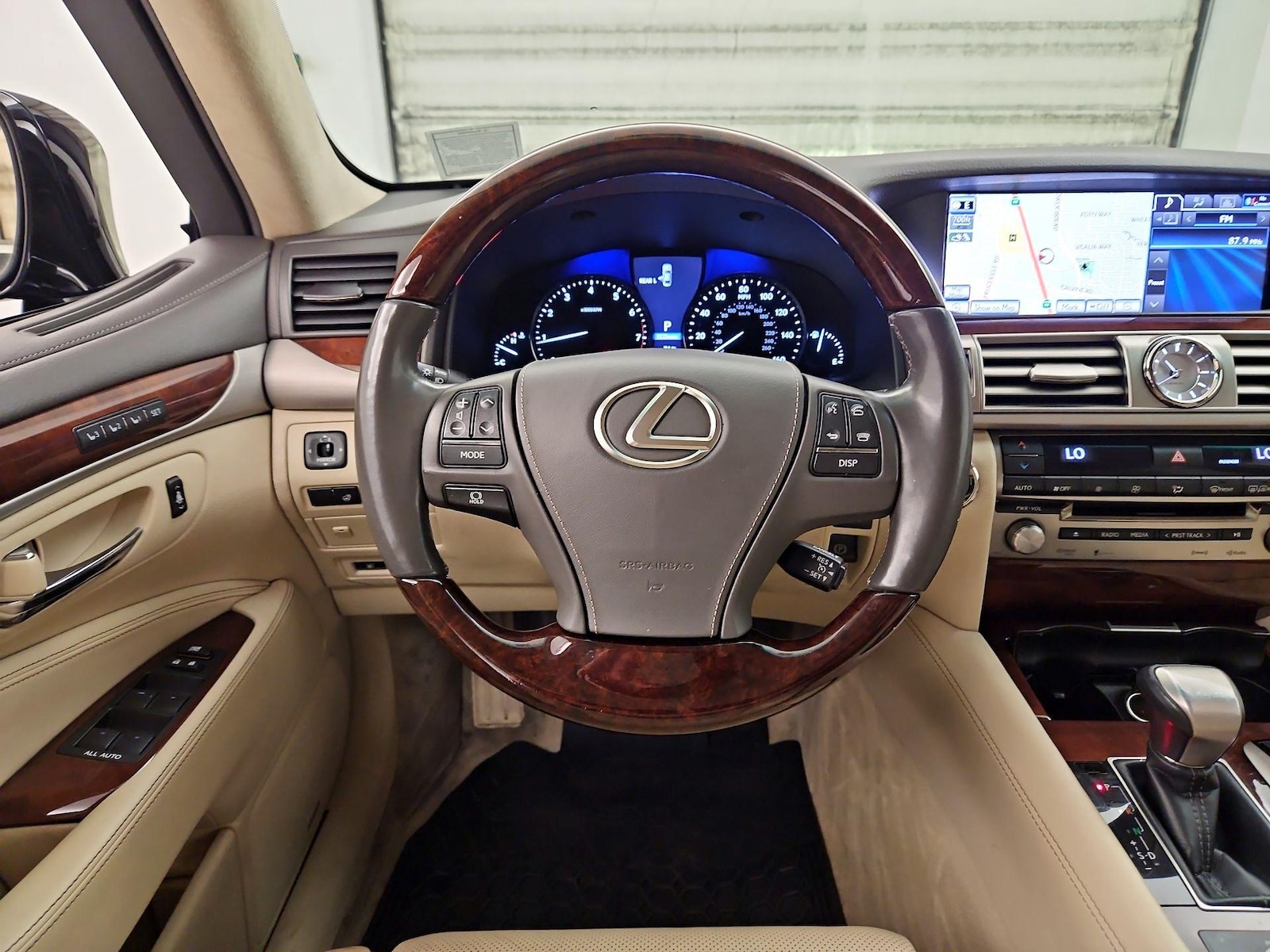 2014 Lexus LS Base - Photo 11