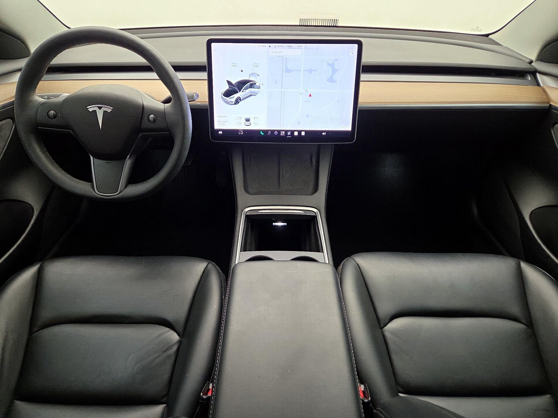 Thumbnail: 2021 Tesla Model 3 - 9