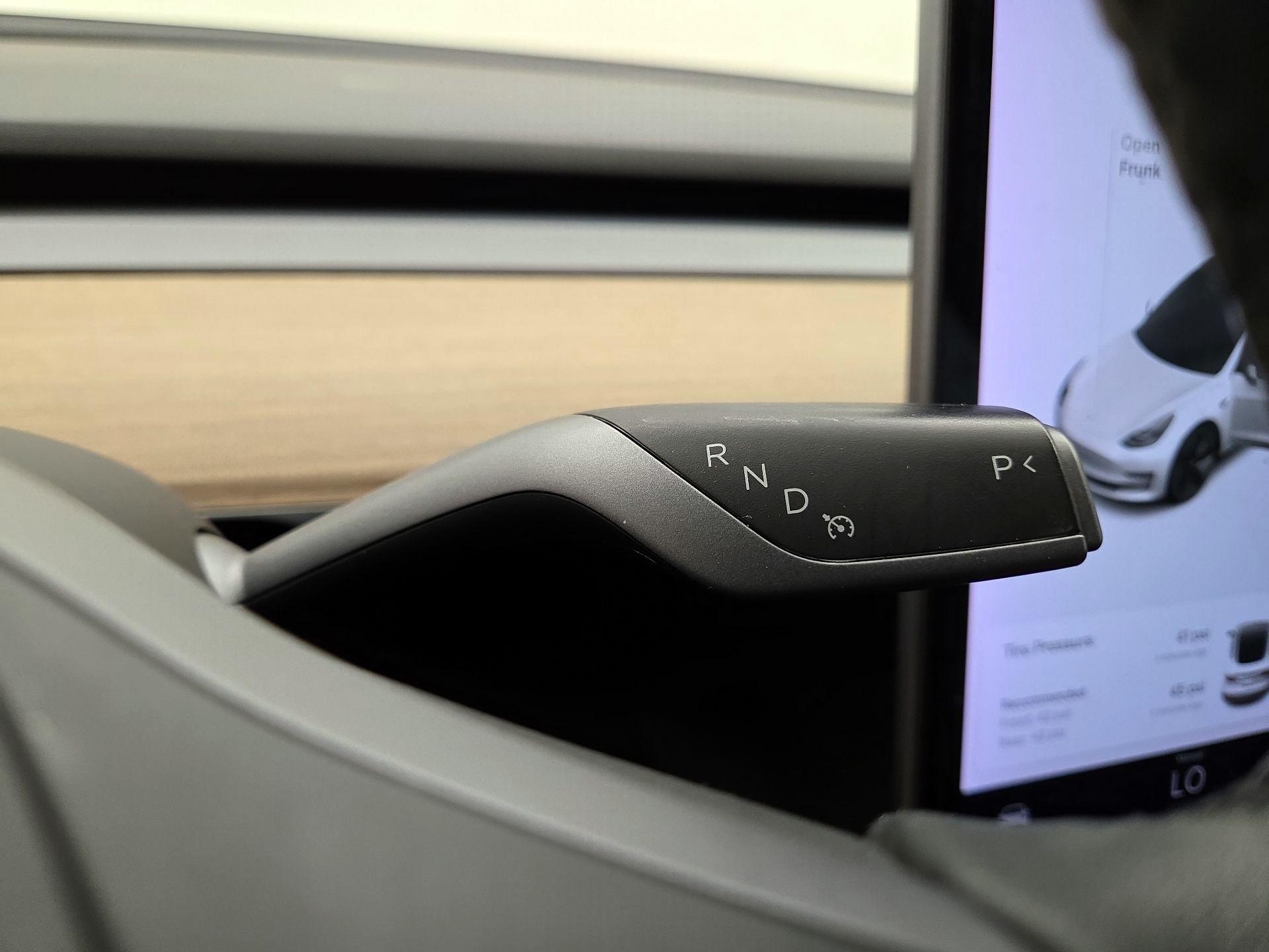 Thumbnail: 2021 Tesla Model 3 - 17