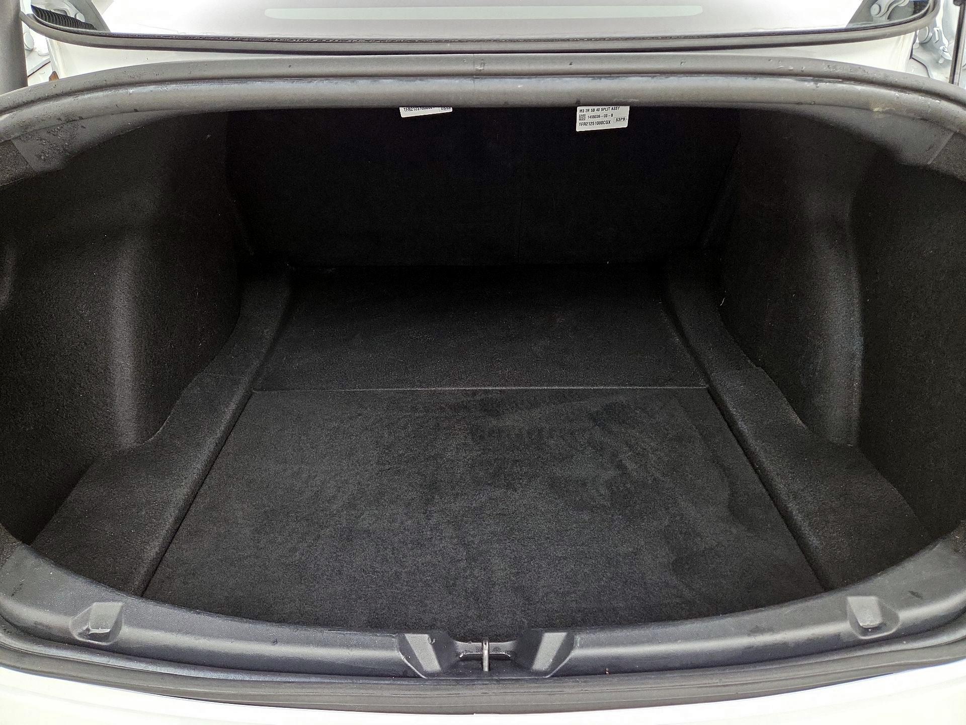 Thumbnail: 2021 Tesla Model 3 - 19