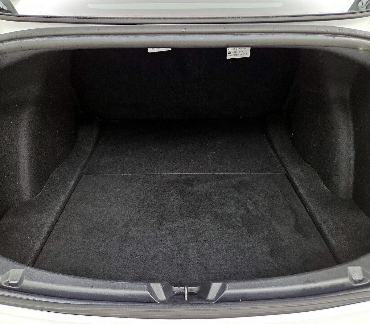 Trunk/Cargo (Seats Up)