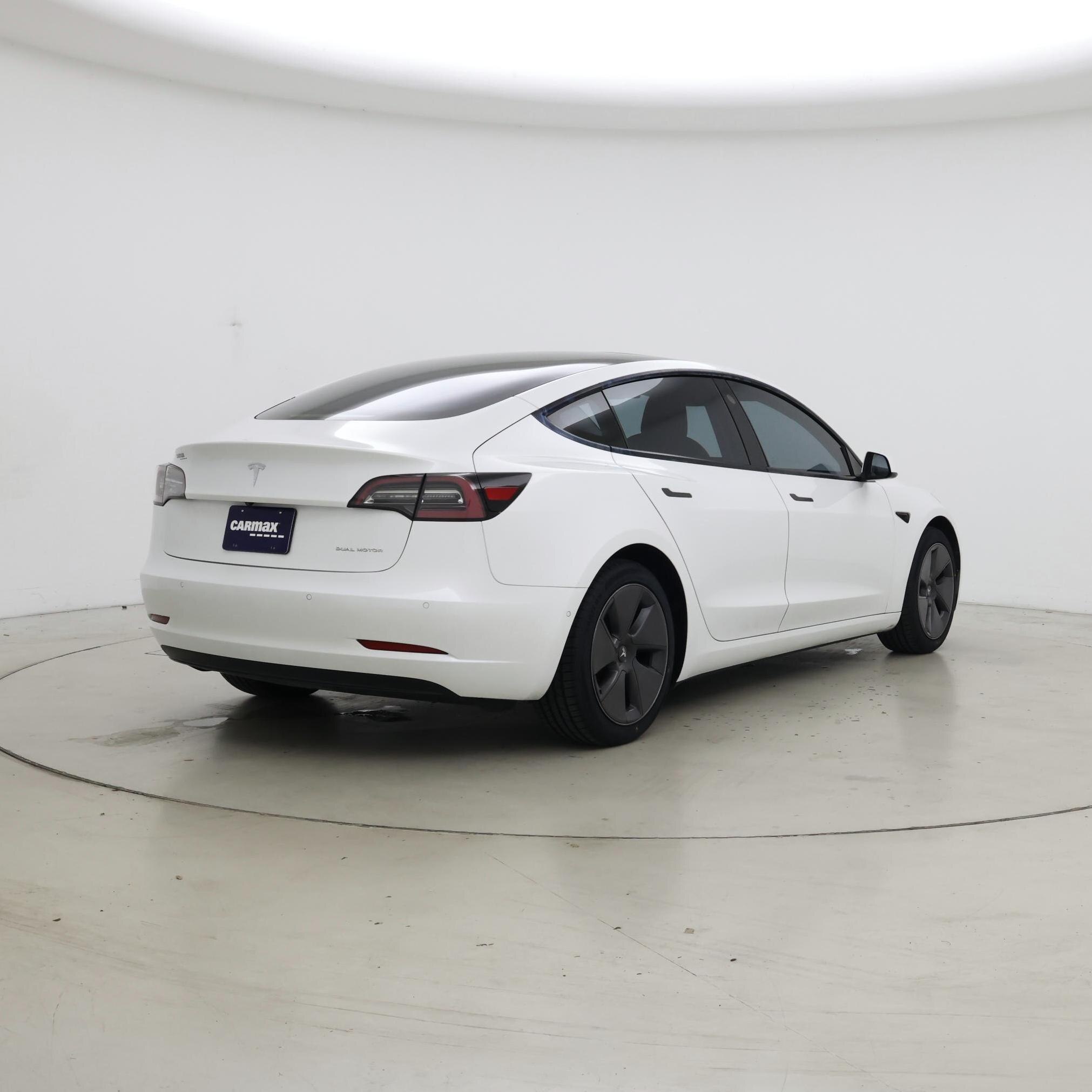 Thumbnail: 2021 Tesla Model 3 - 8